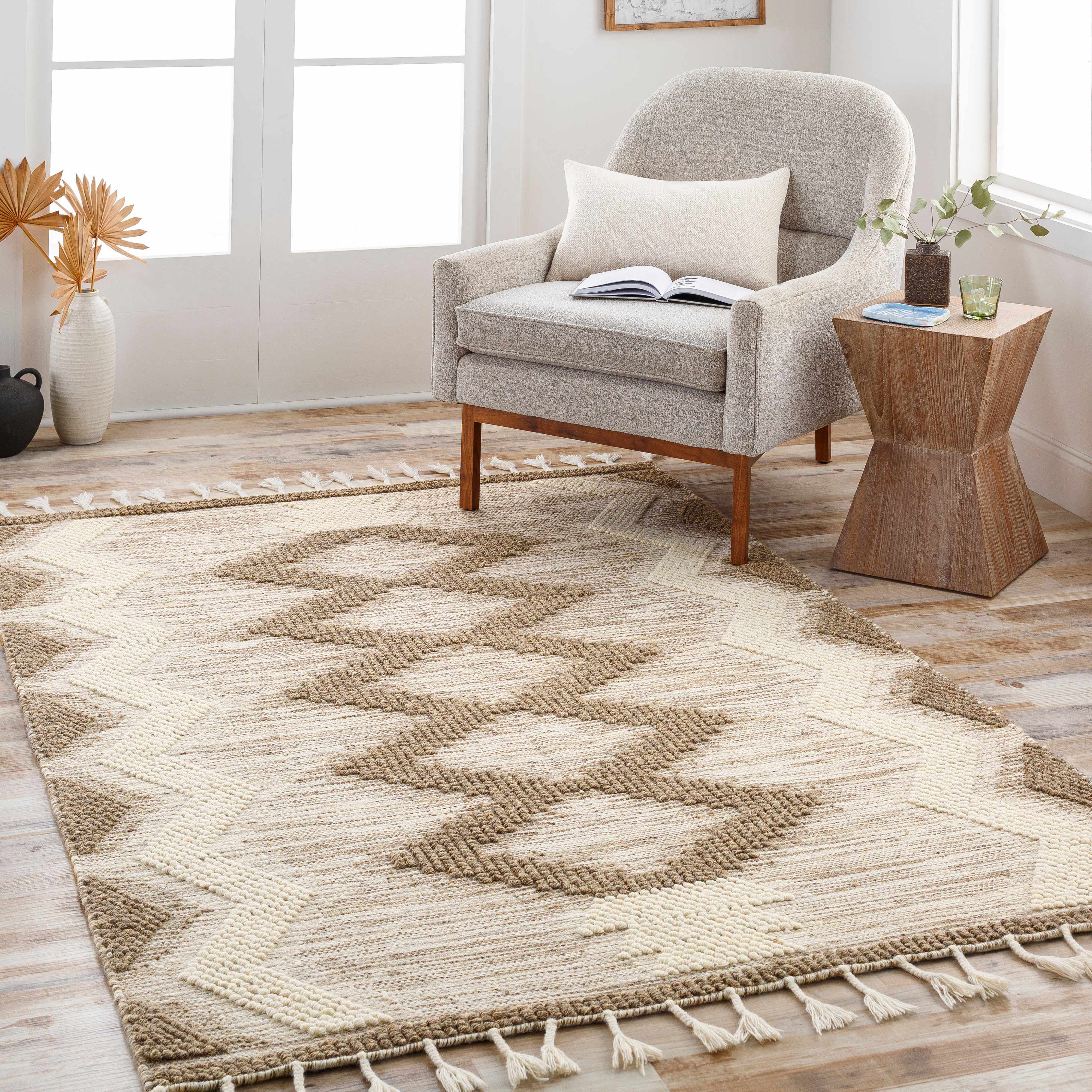 Highpoint Tasseled Jute Rug - Clearance - Image 2