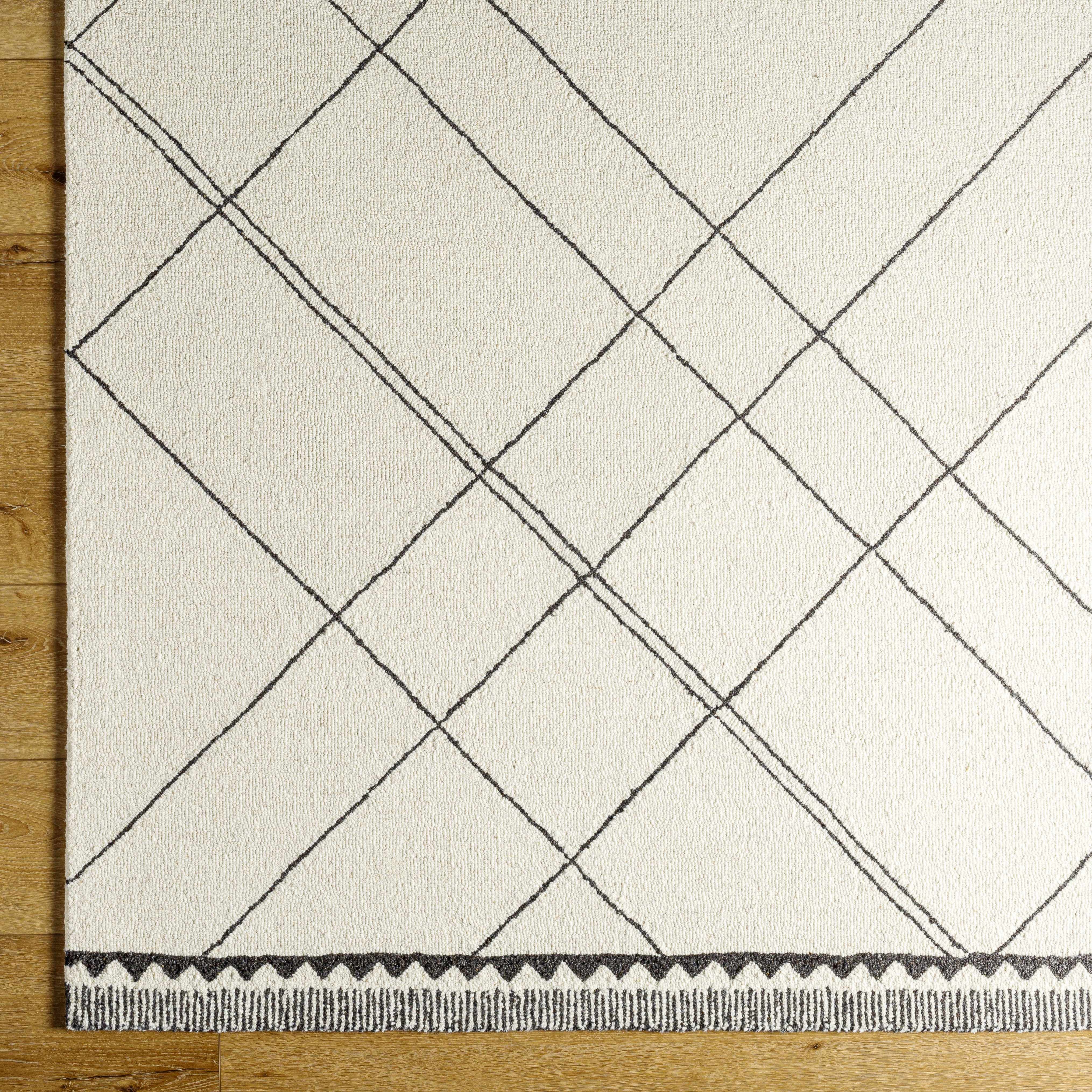 Holle Area Rug - Image 5