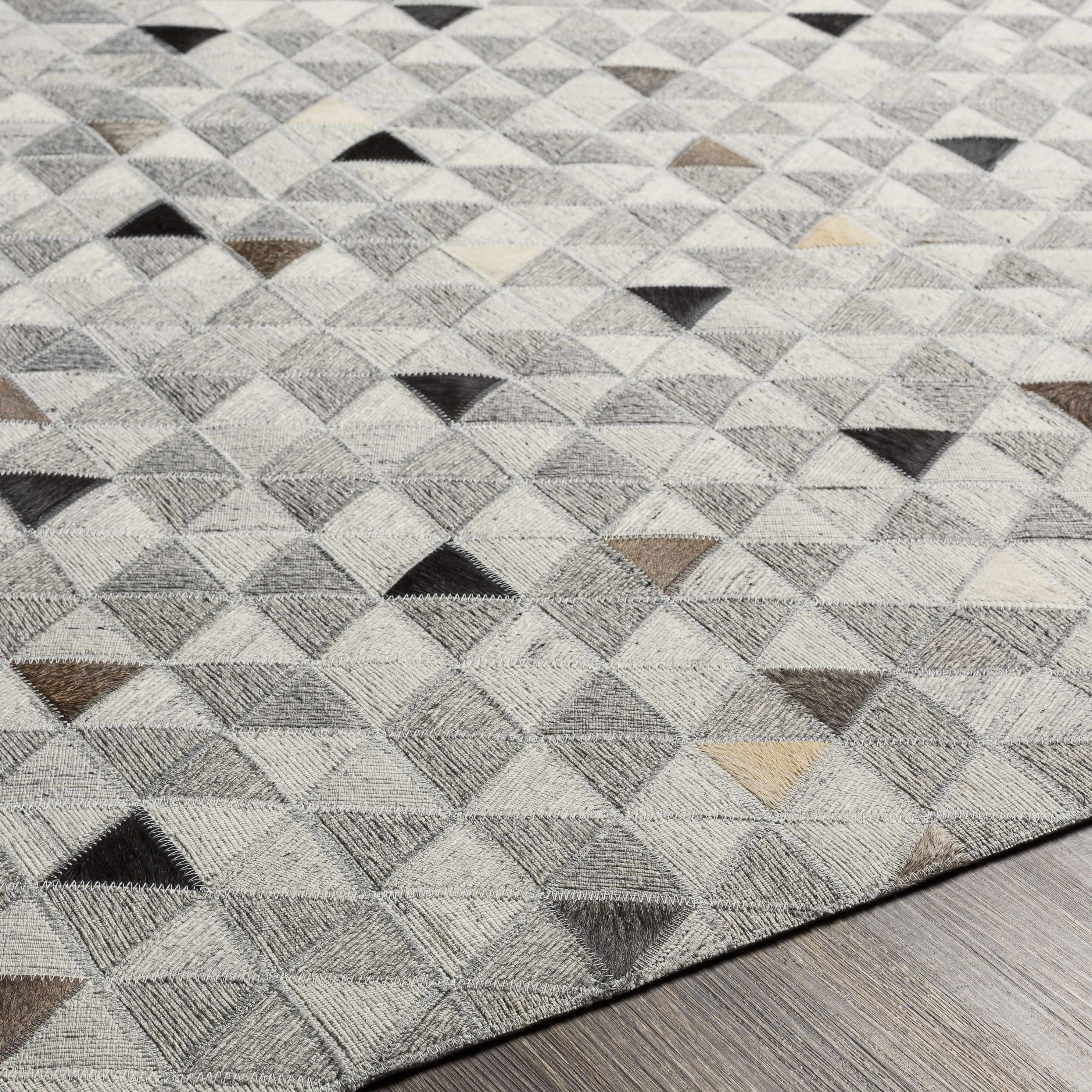 Horasan Area Carpet - Clearance - Image 4