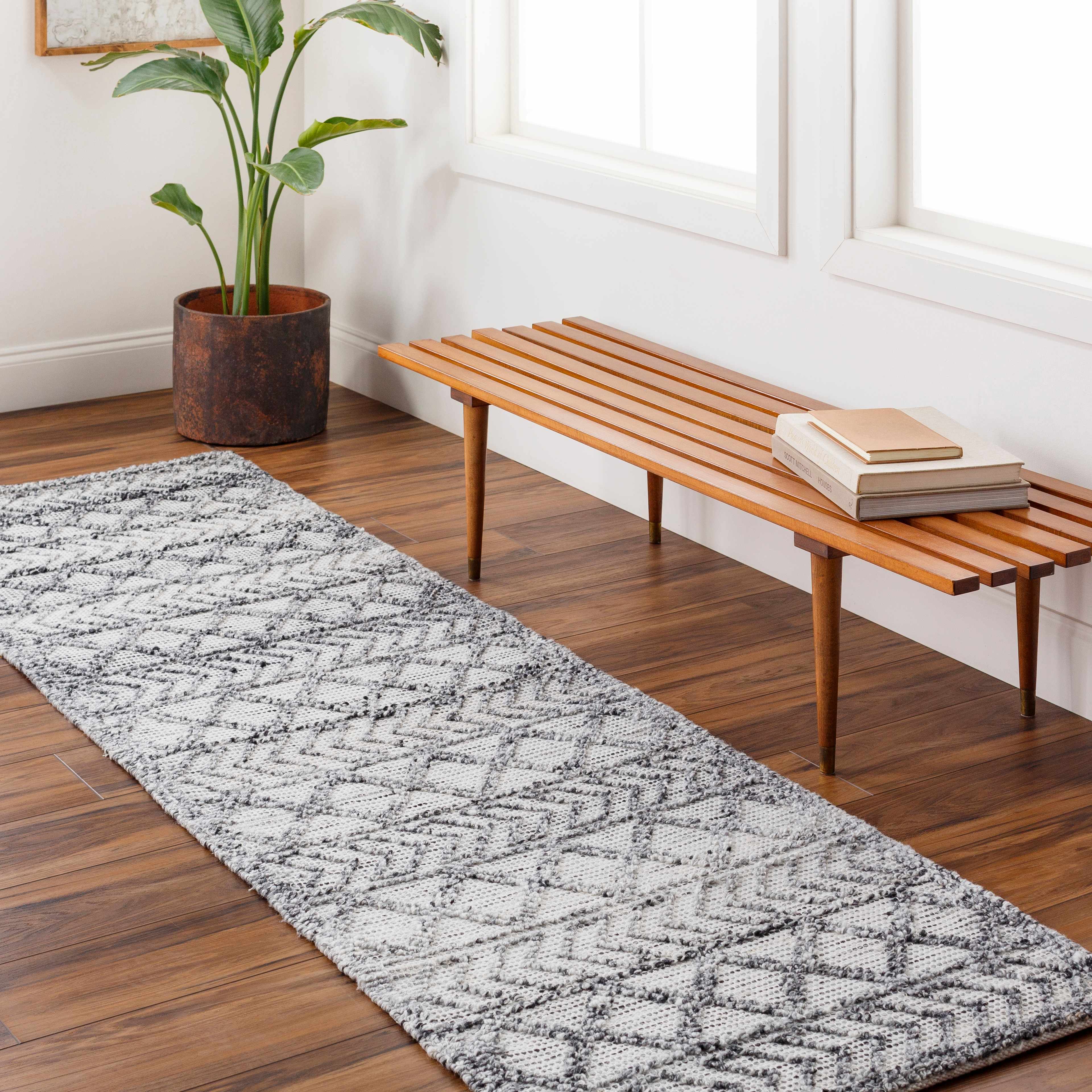 Hosa Area Rug - Image 9