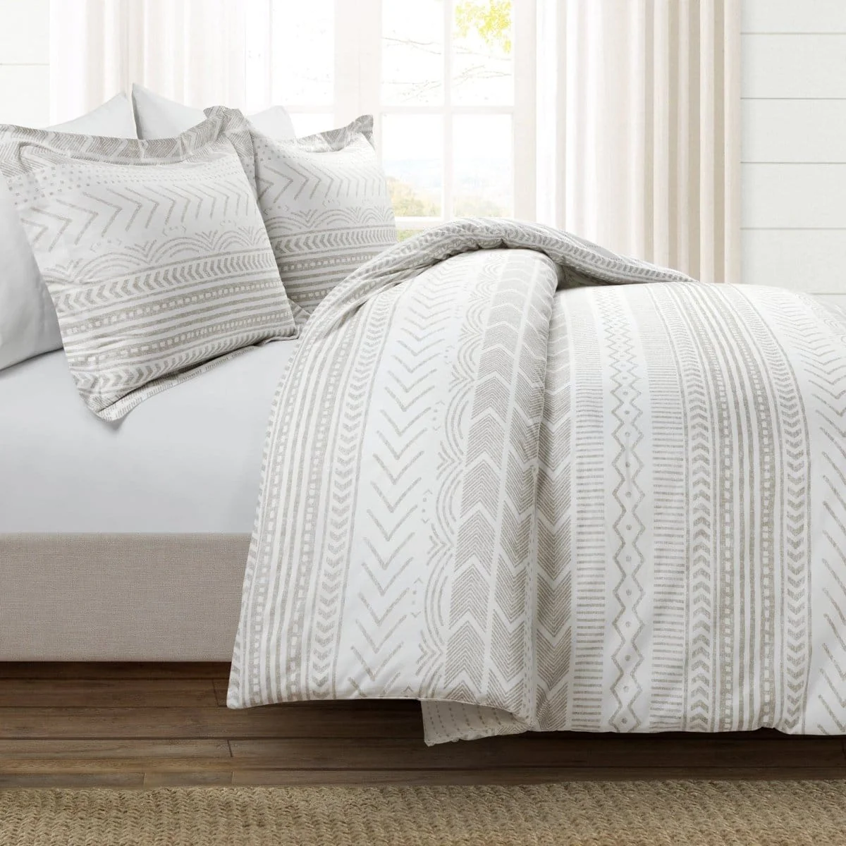 Hygge Geo Reversible Cotton Duvet Cover 3 Piece Set - Image 3