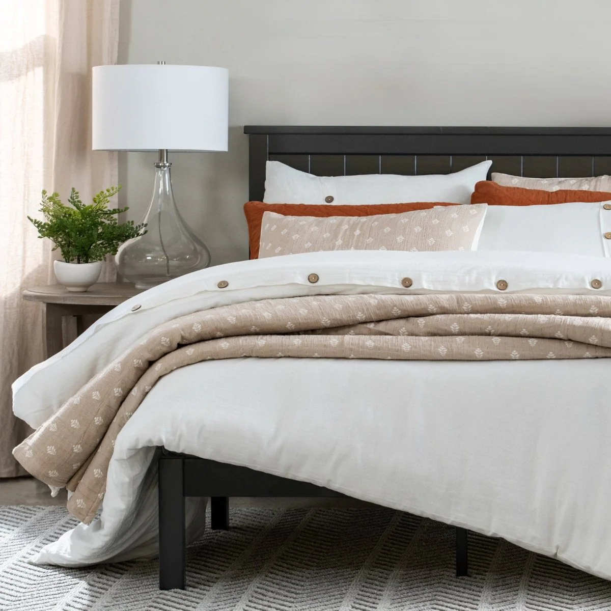 Hygge Kantha Pick Stitch Yarn Dyed Cotton Jacquard Quilt/Coverlet Set - Image 9
