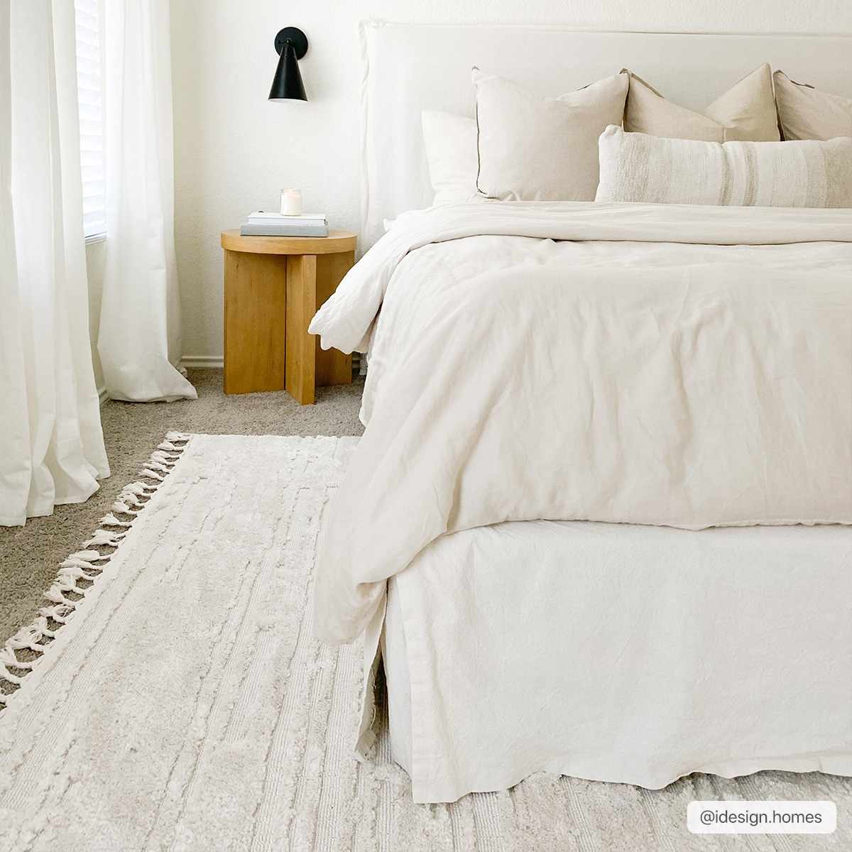 Ibarra Textured Ivory High/Low Pile Rug with Tassels - Image 9