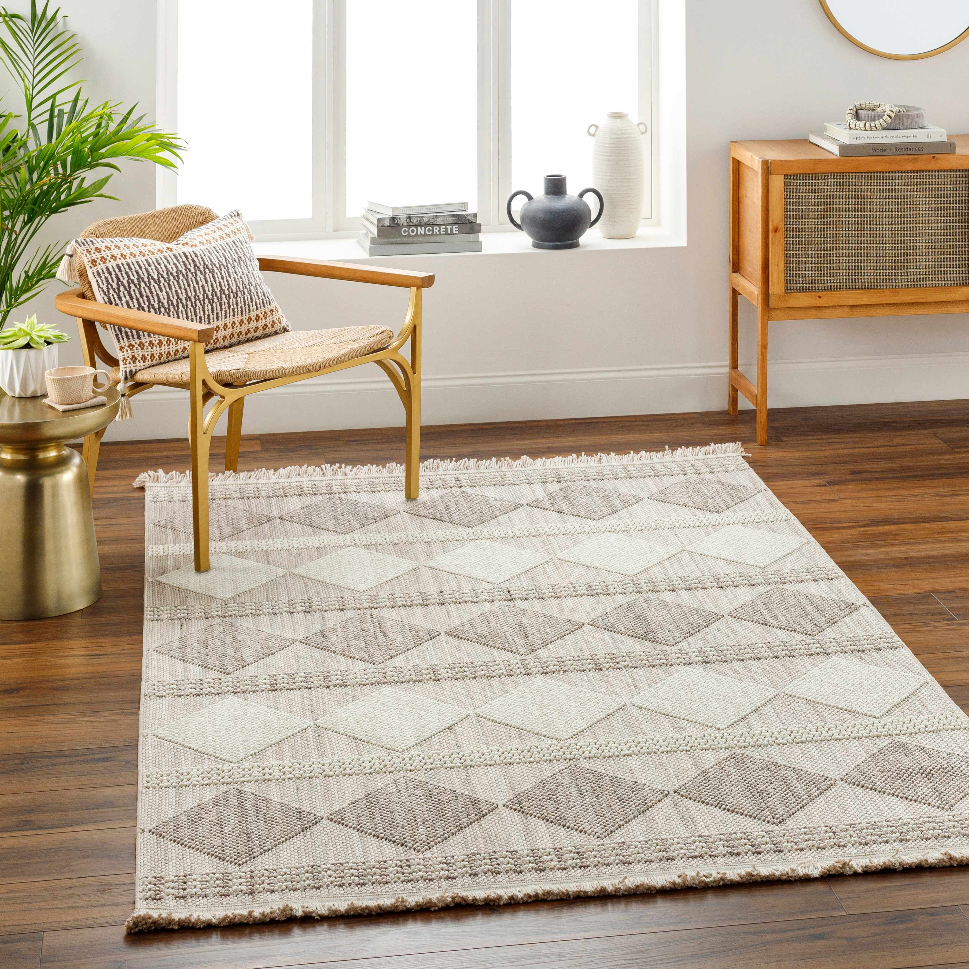 Igone Area Rug - Image 3