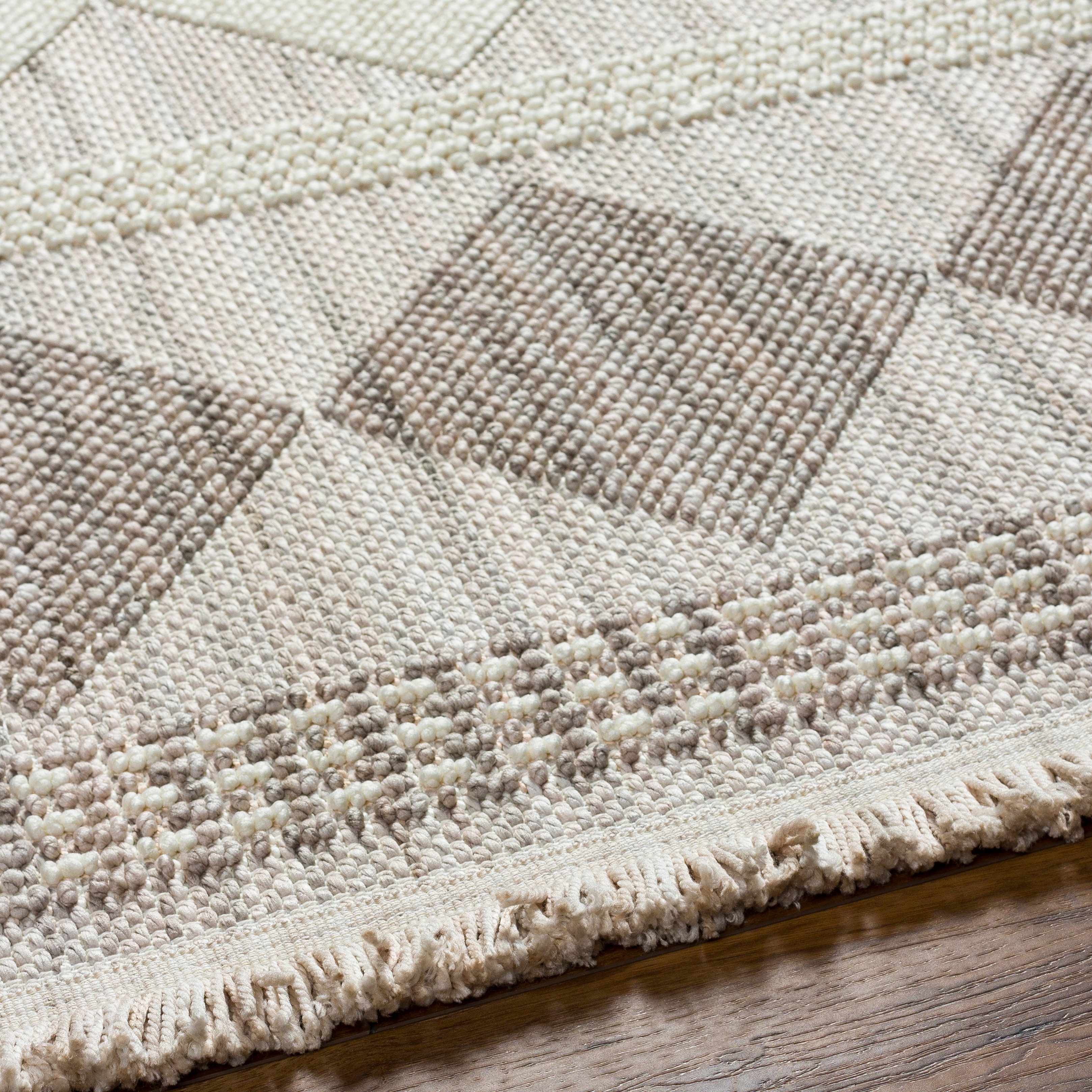 Igone Area Rug - Image 8