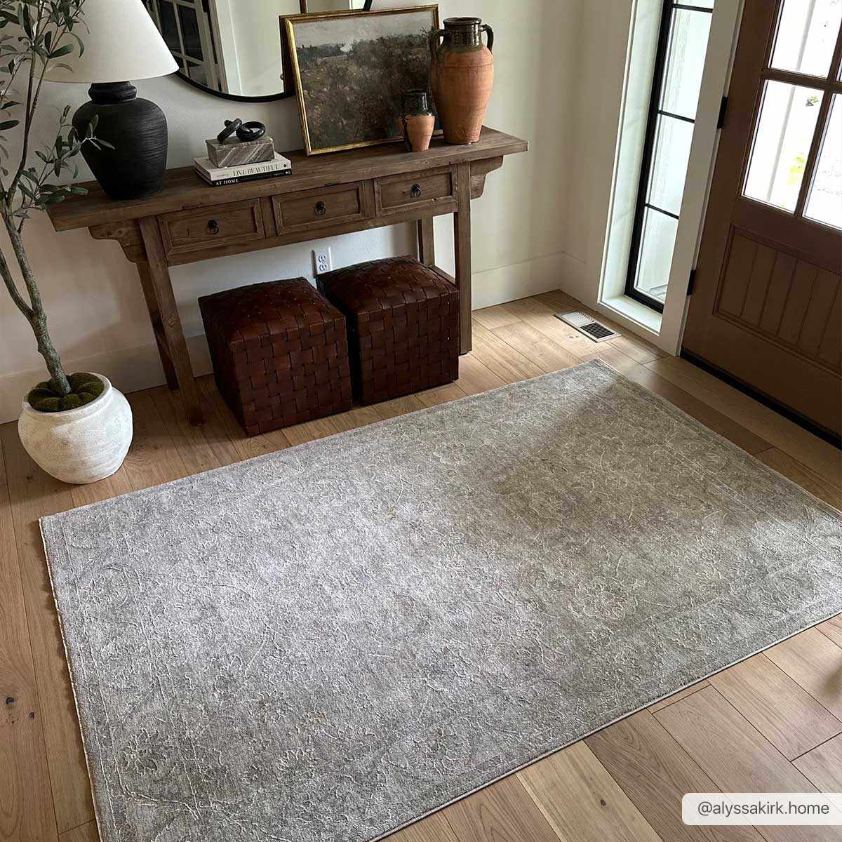 Iikka Area Rug - Image 2