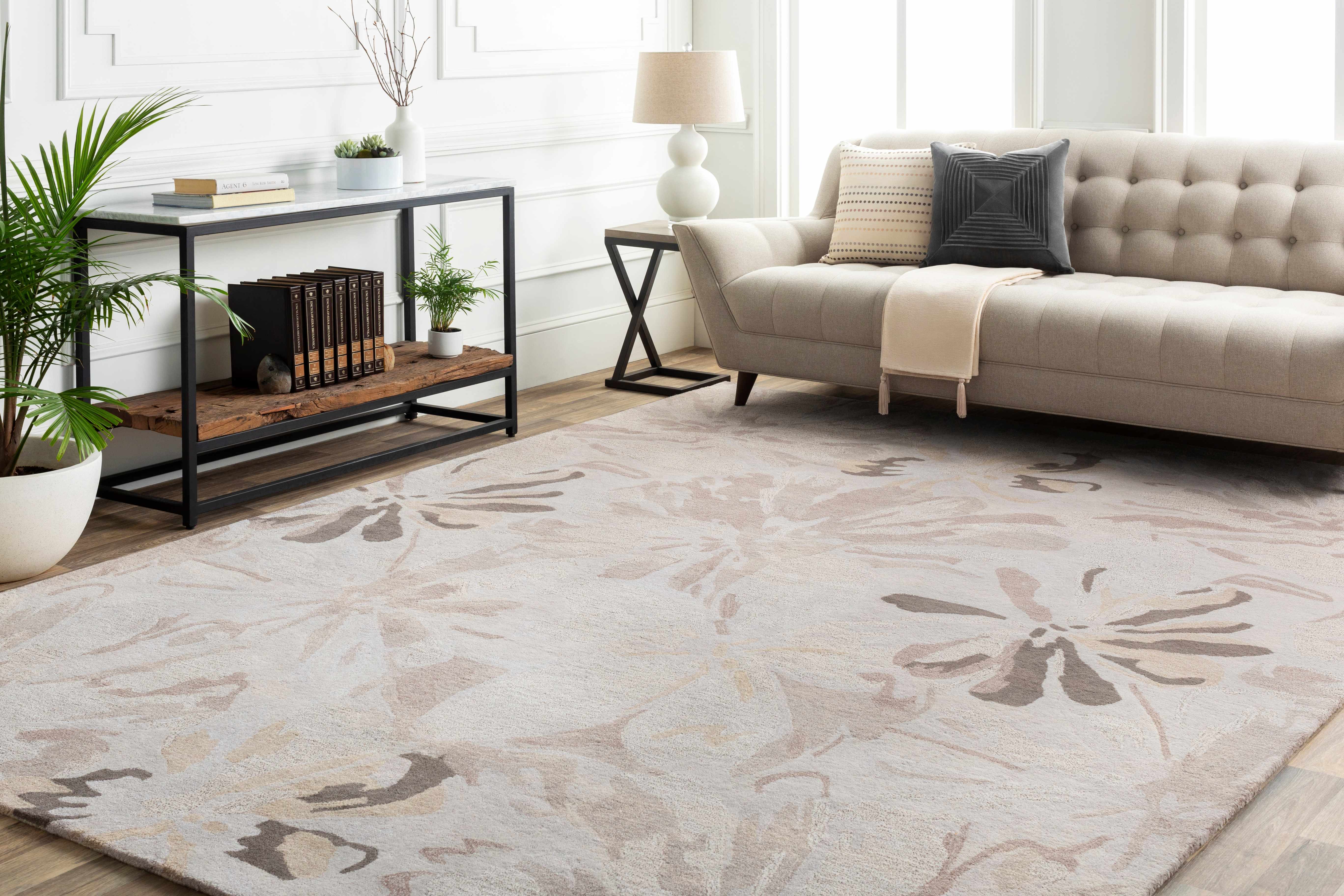 Ilfeld Athena Gray Floral Wool Rug - Image 4