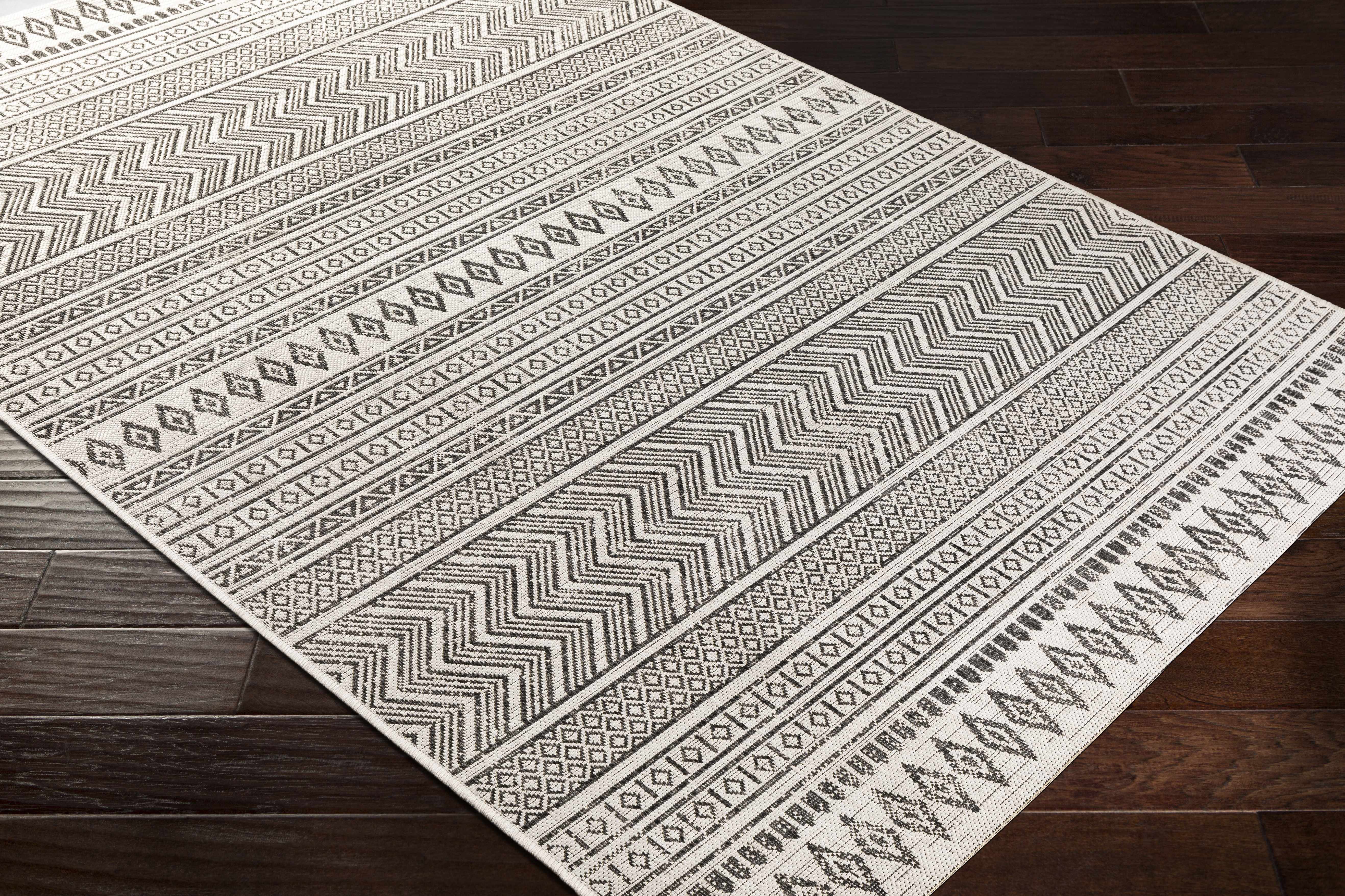 Imboden Black&White Outdoor Rug - Image 4