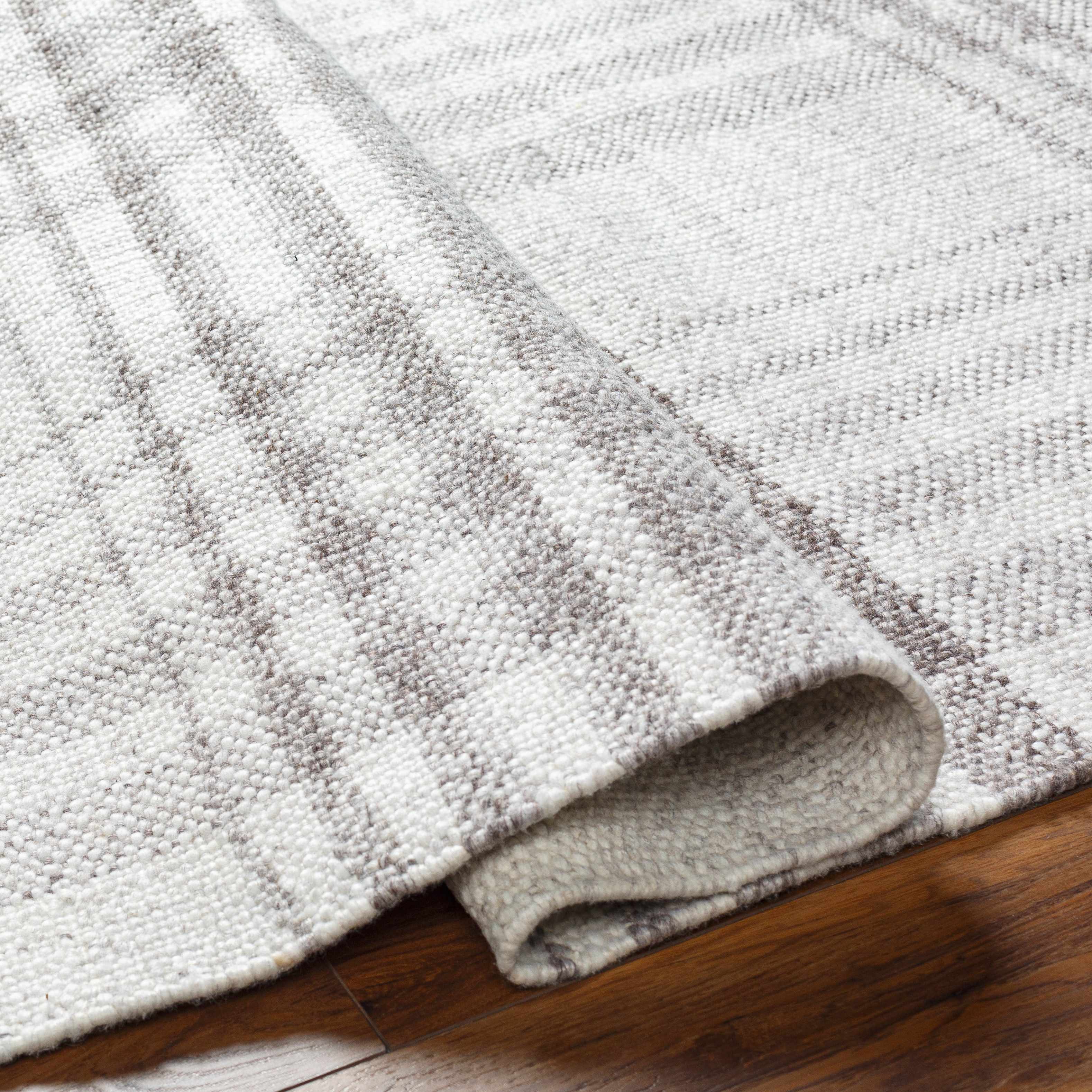 Inara Plaid Area Rug - Image 5