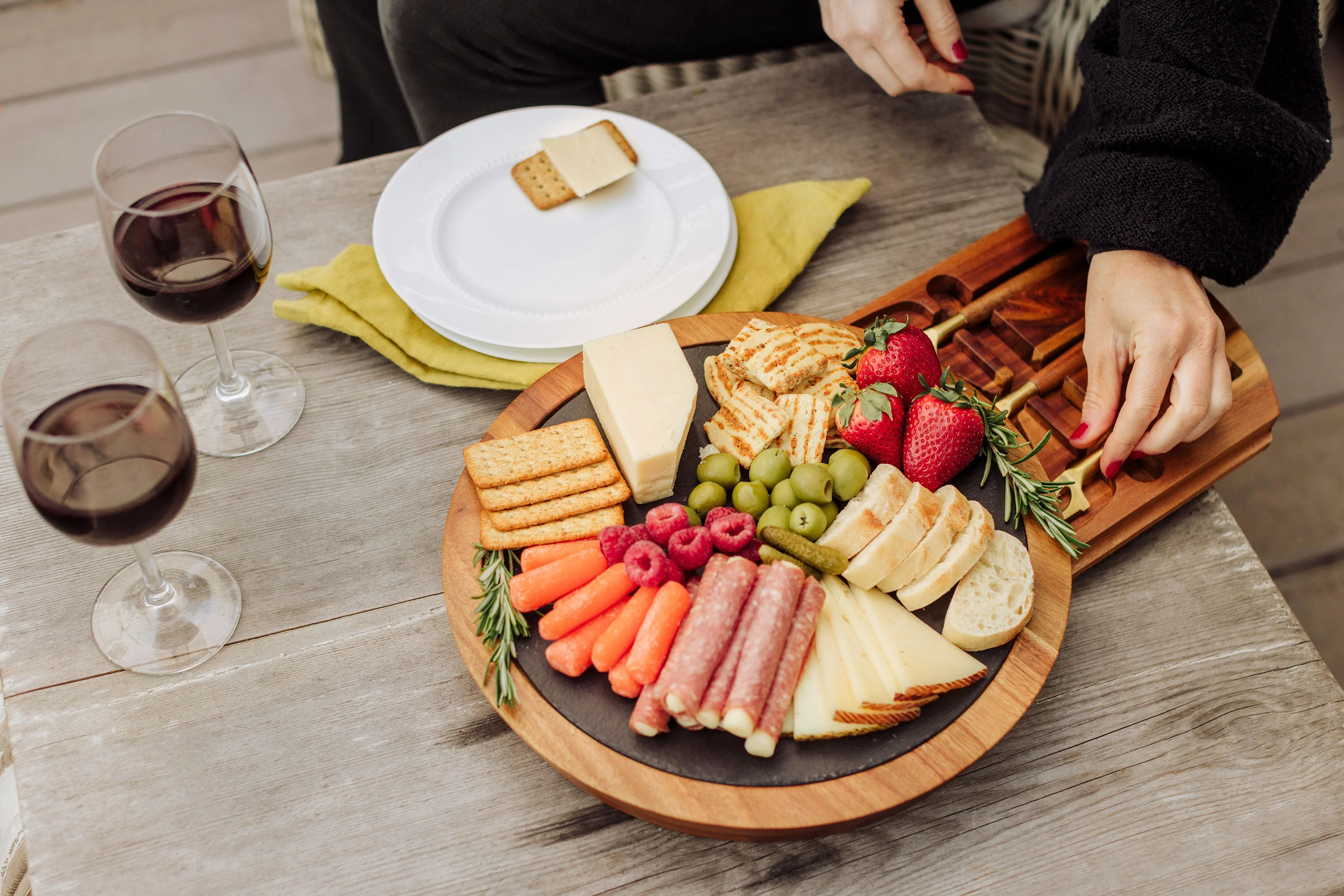 Insignia Acacia and Slate Serving Board with Cheese Tools - Image 13