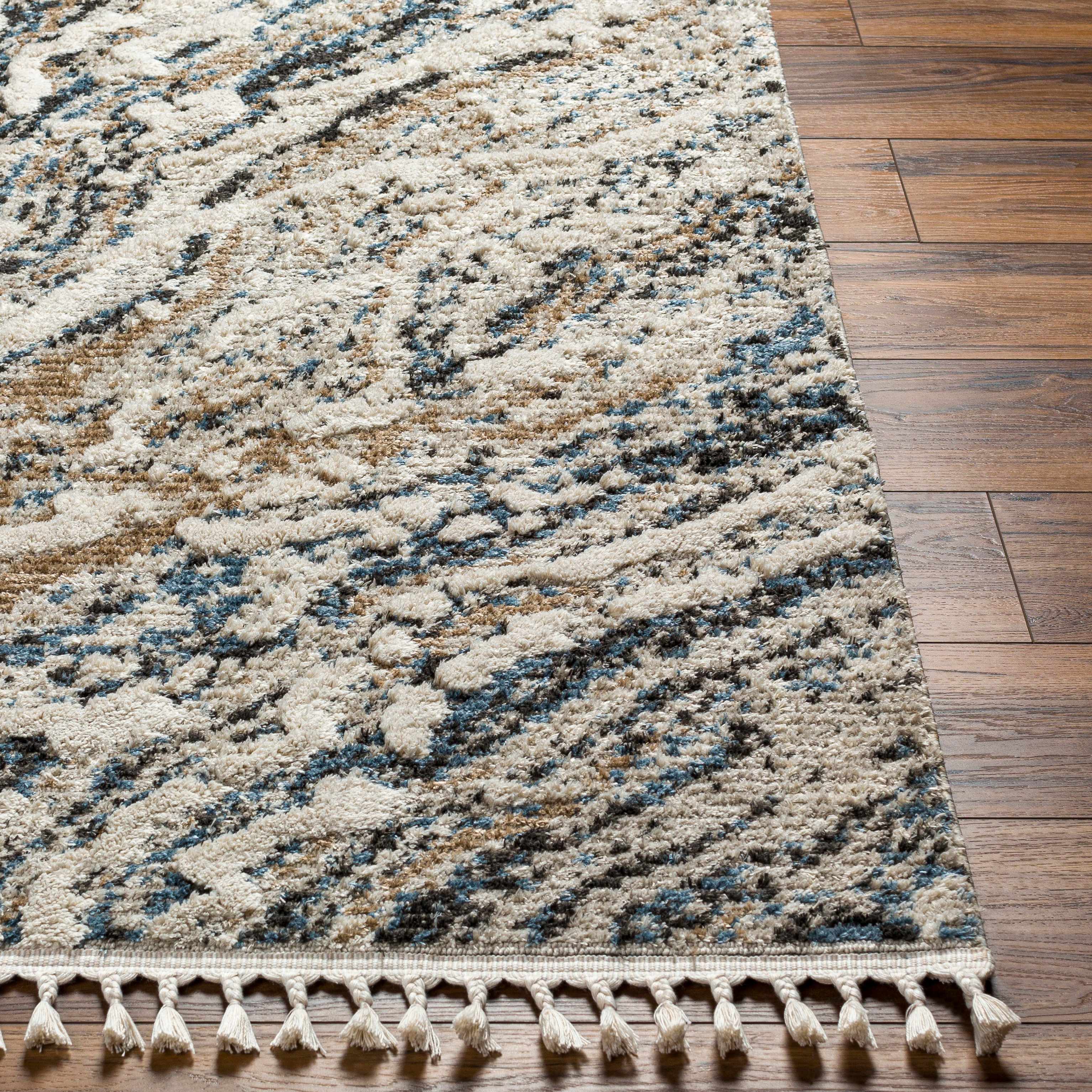 Ioane Area Rug - Image 3