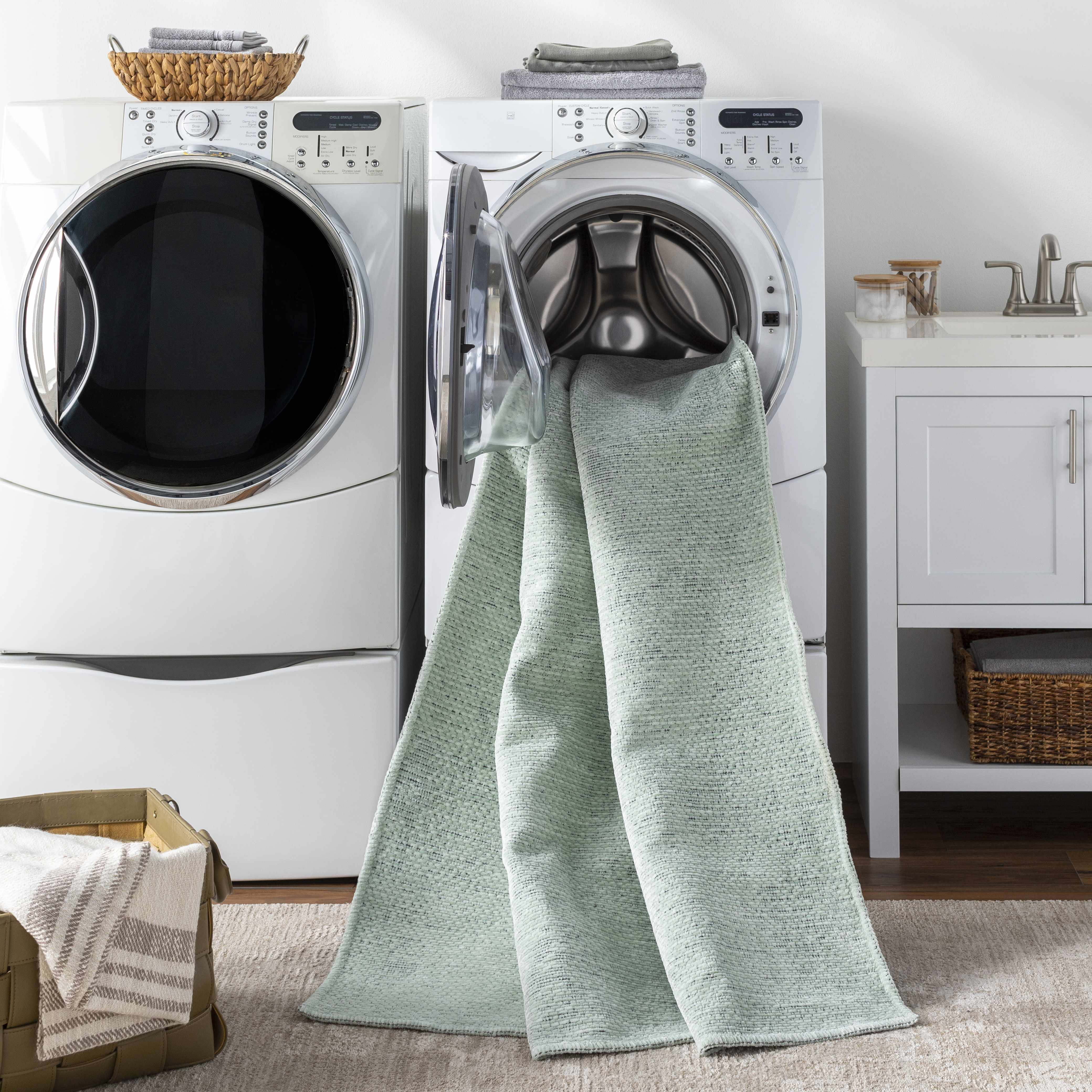 Isako Seafoam Solid Washable Area Rug - Clearance - Image 10