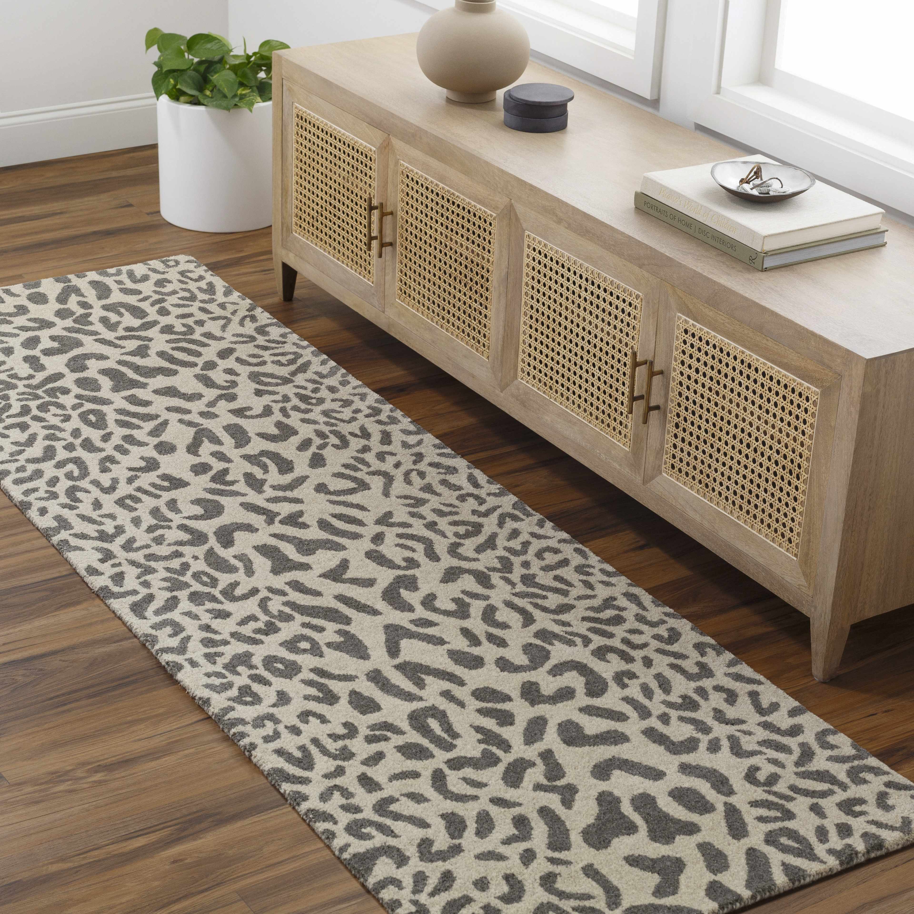 Iseul Leopard Print Area Rug - Clearance - Image 3