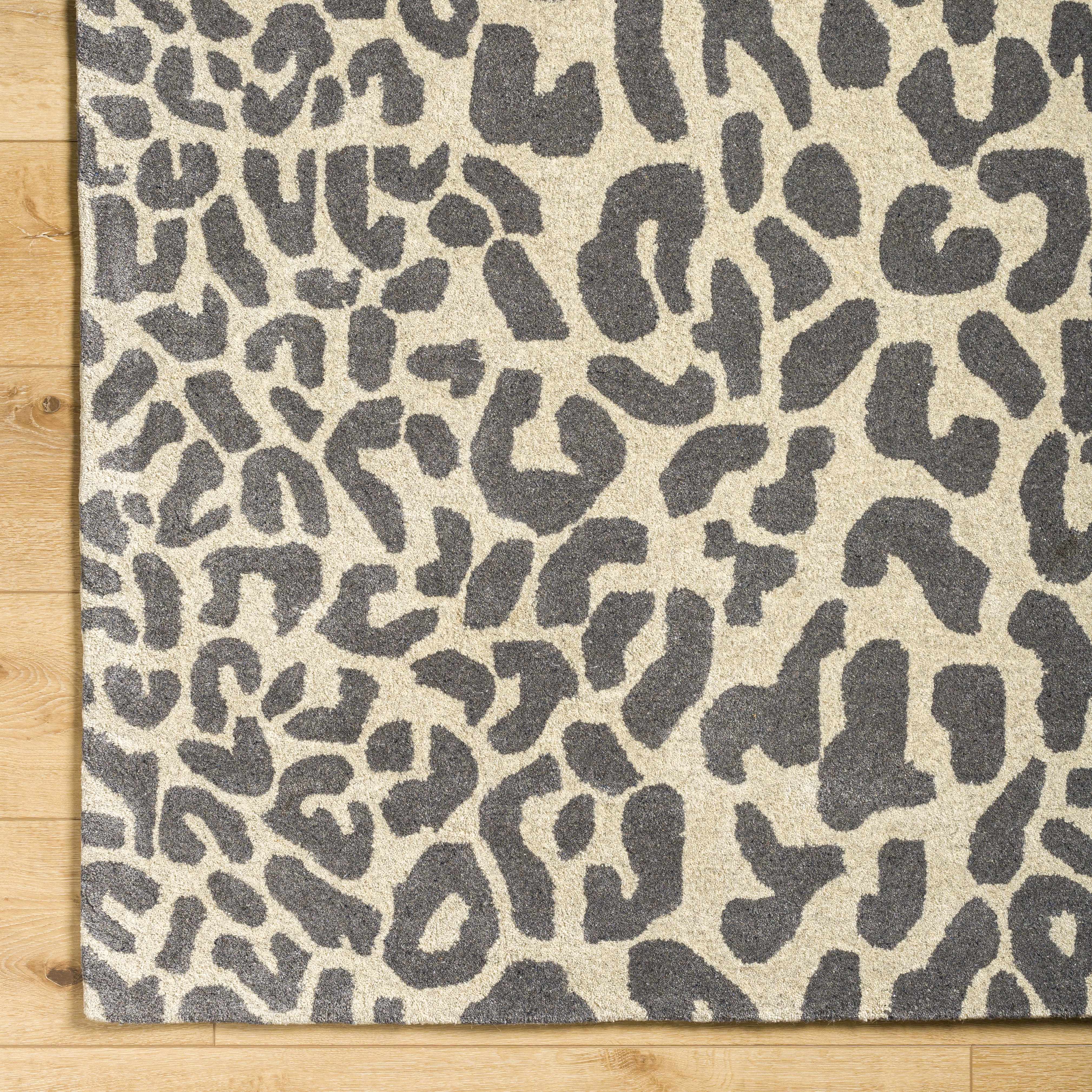 Iseul Leopard Print Area Rug - Clearance - Image 7