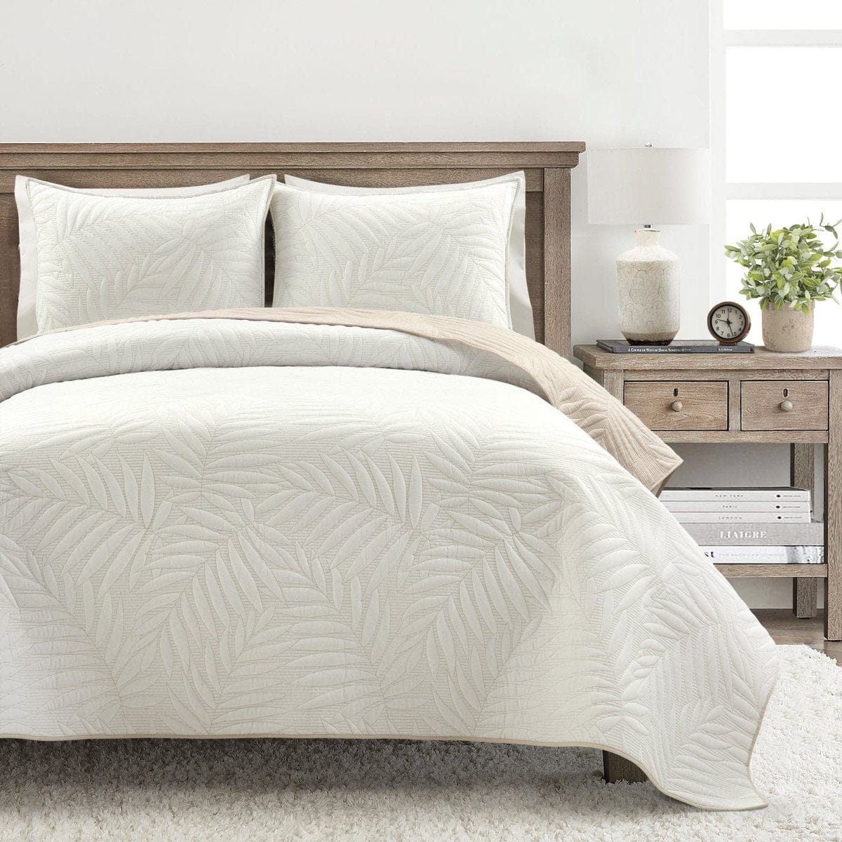 Isla Embroidered Leaf Reversible Cotton Quilt 3 Piece Set - Image 3