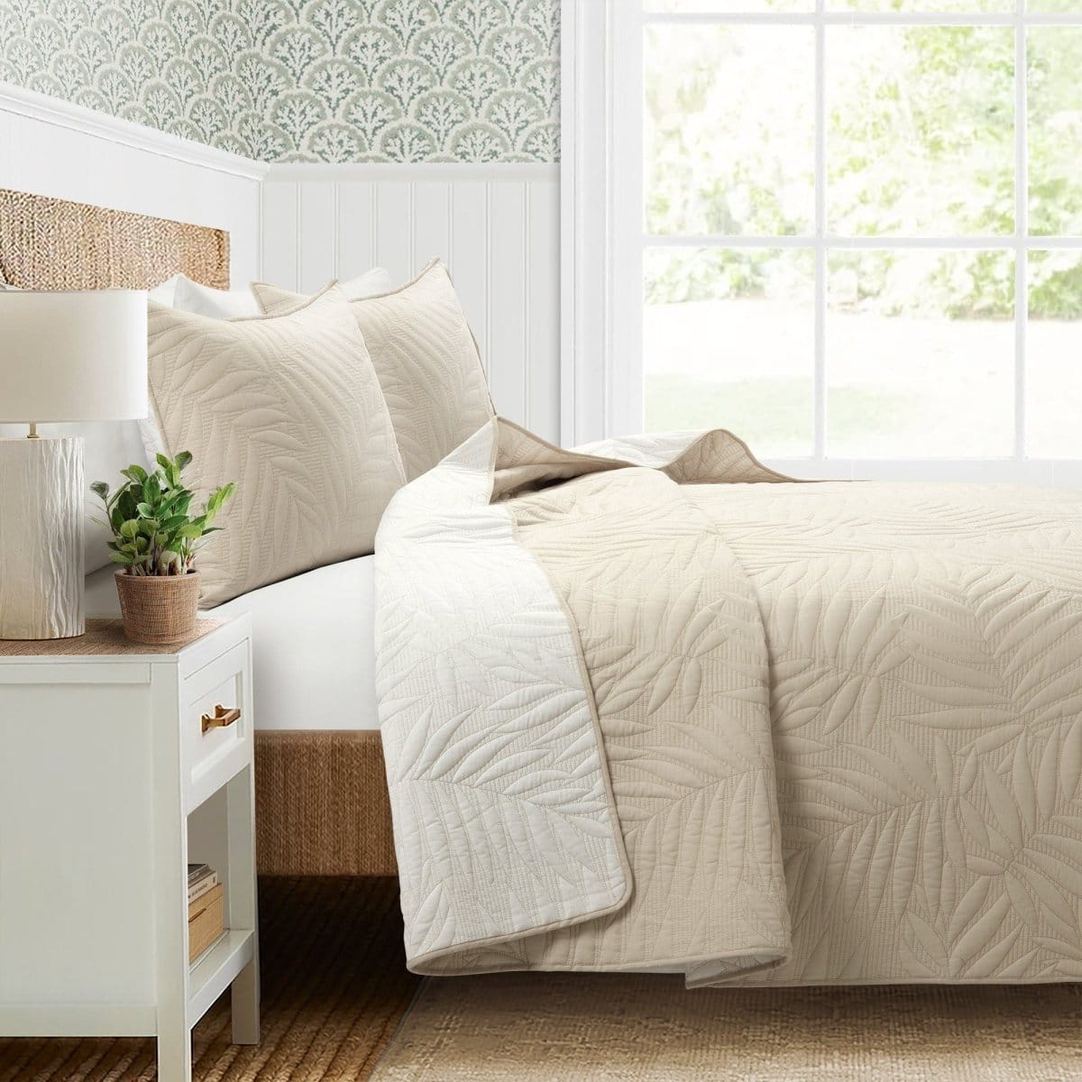 Isla Embroidered Leaf Reversible Cotton Quilt 3 Piece Set - Image 4