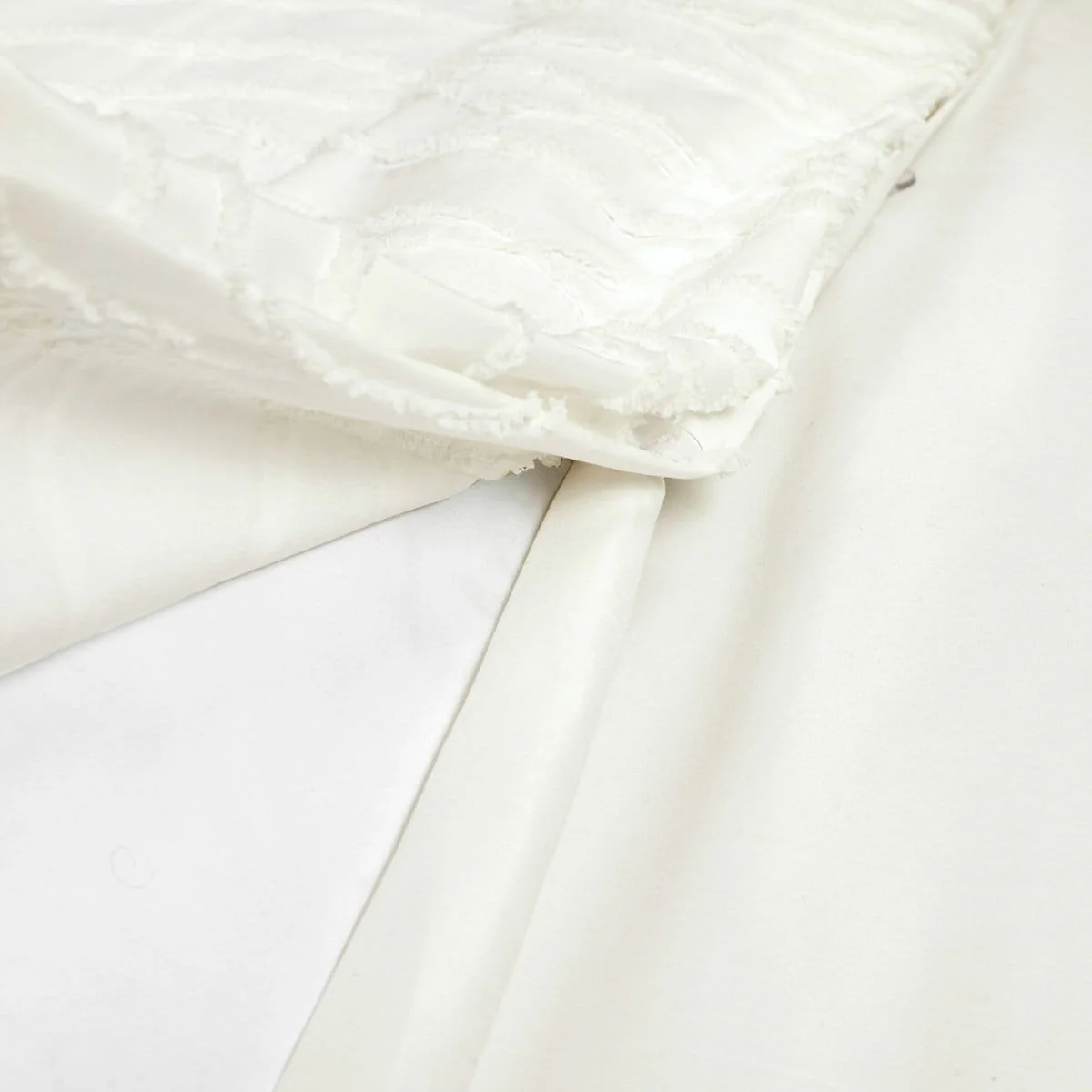 Jacquard Wave Duvet Cover 3 Piece Set - Image 4