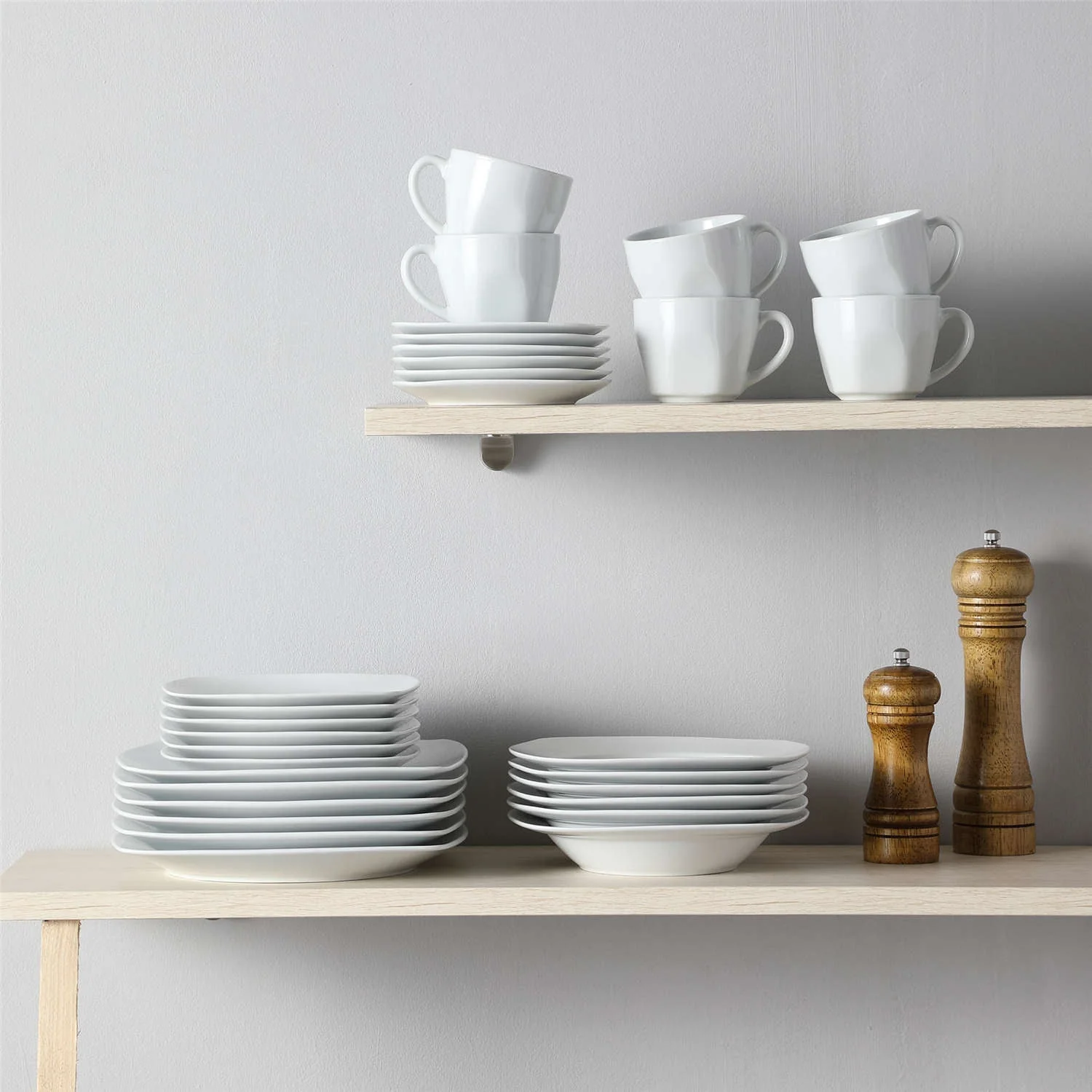 Julia 30 Piece Dinnerware Set - Image 6
