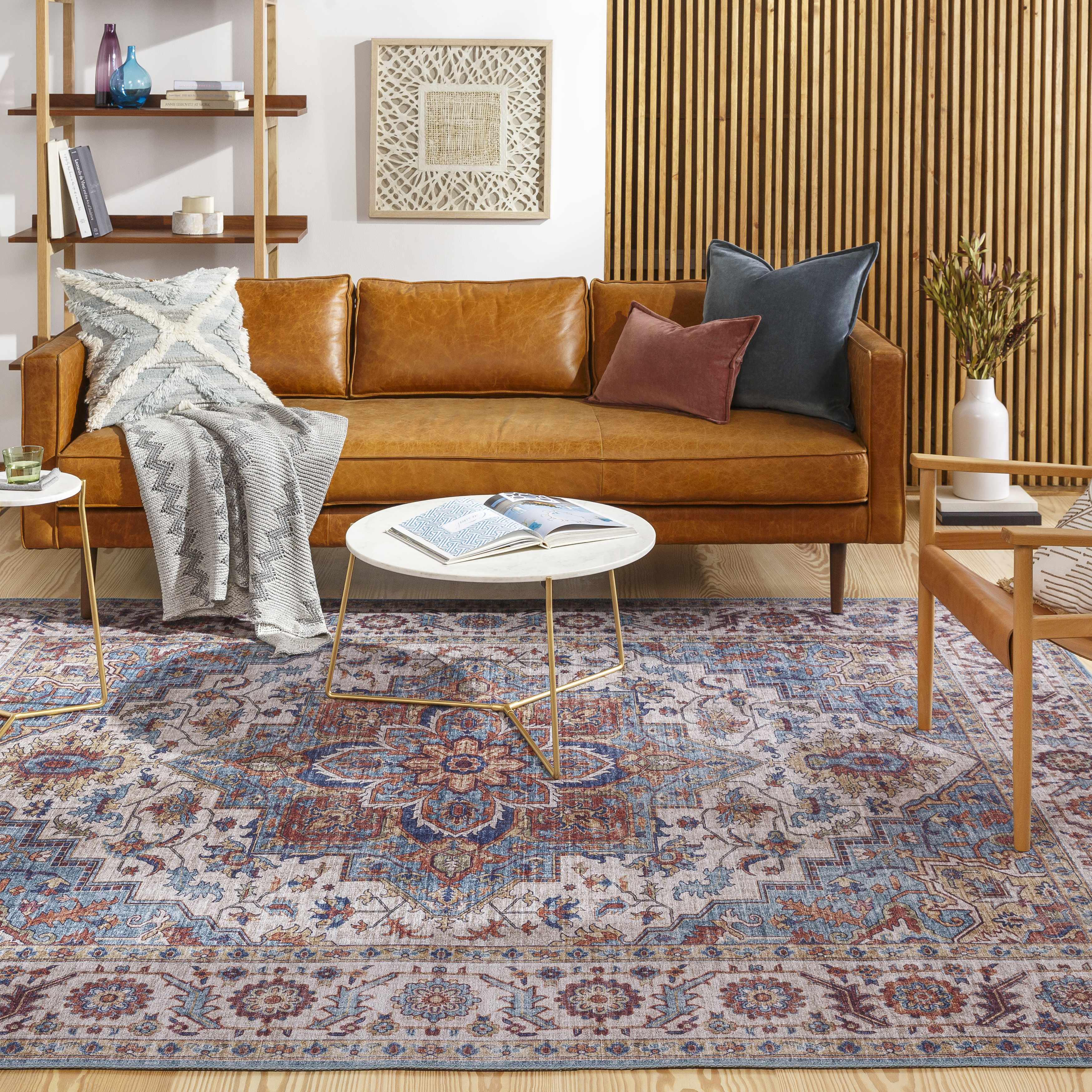 Kapaa Traditional Area Rug - Image 2