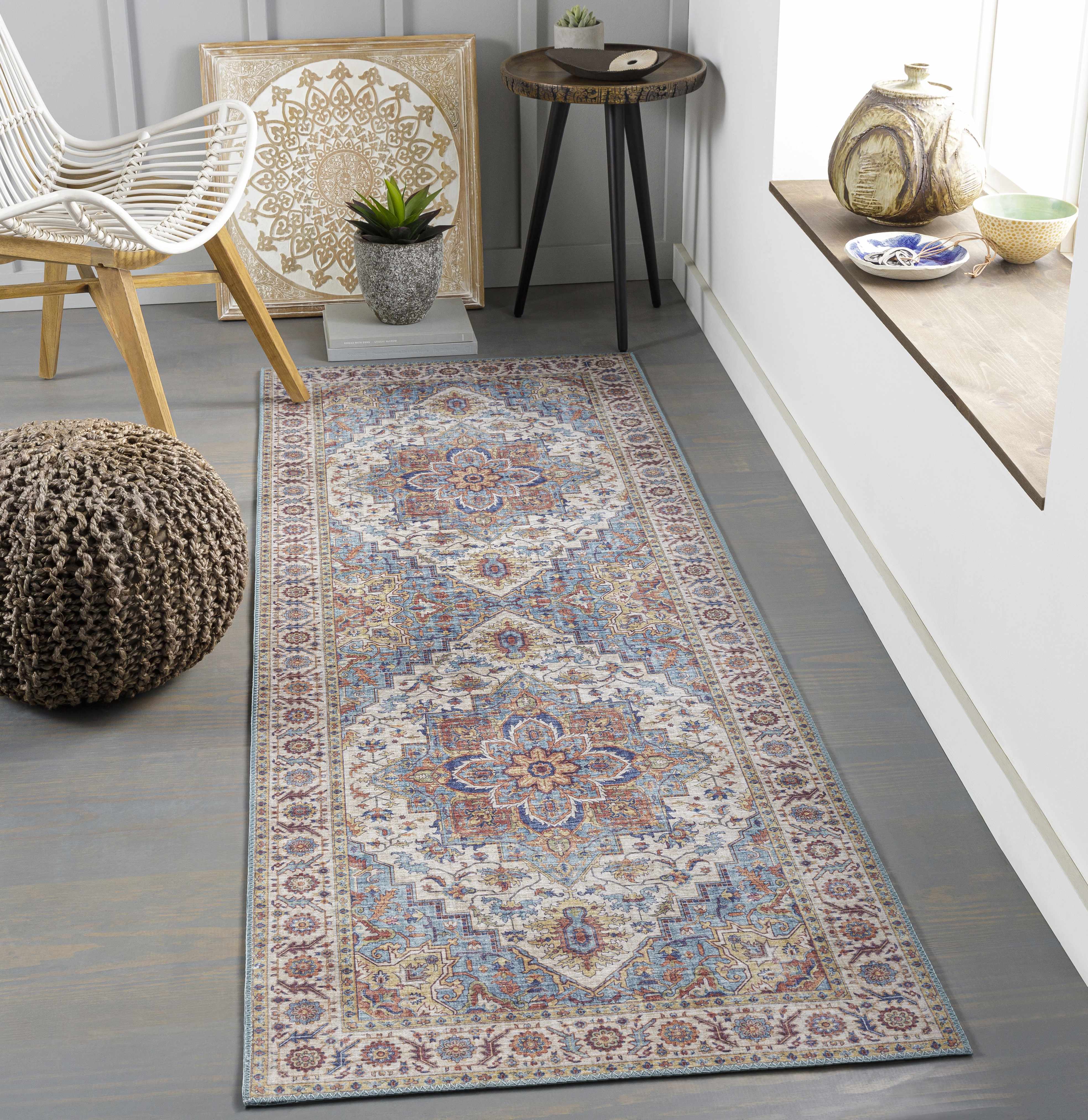 Kapaa Traditional Area Rug - Image 3