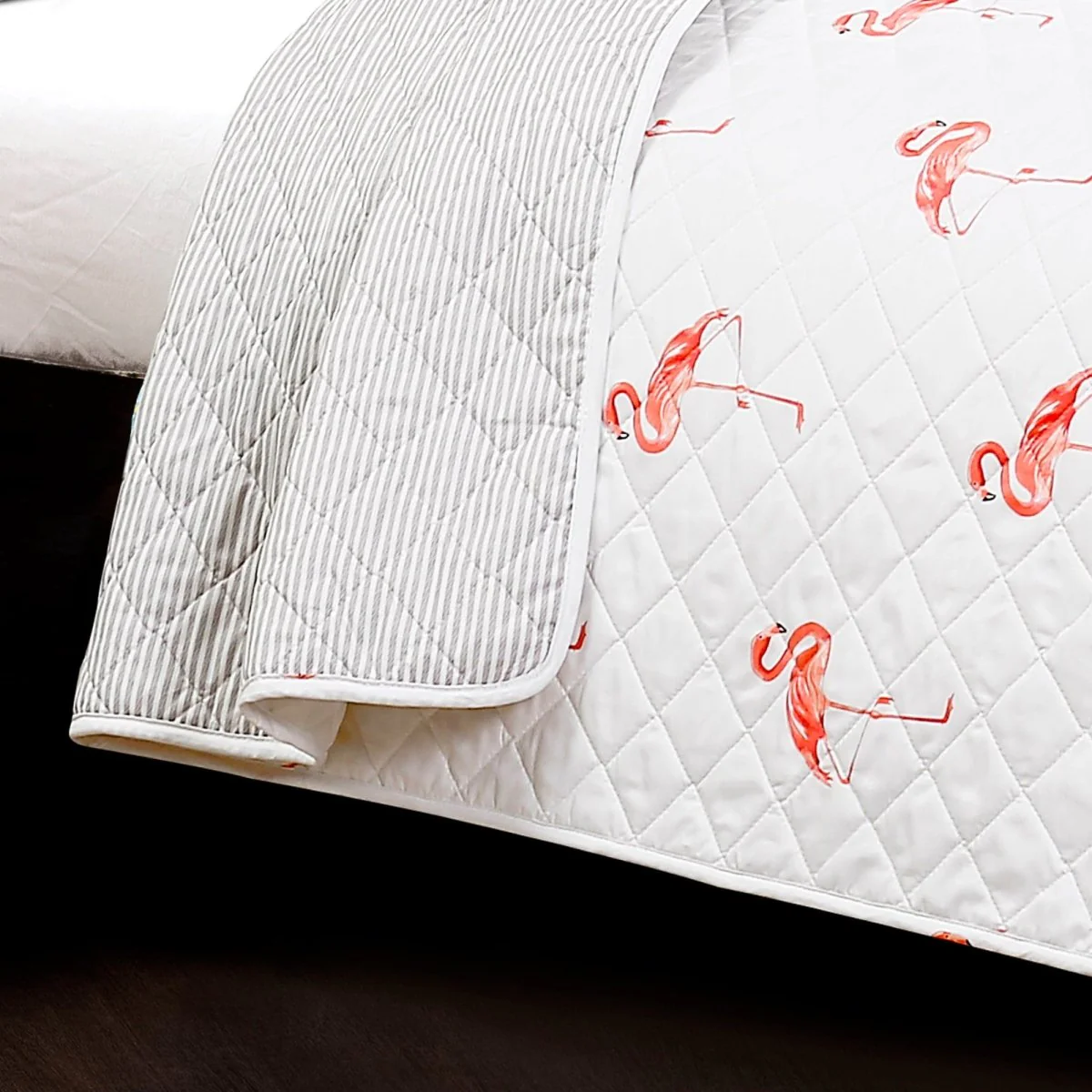 Kelly Flamingo Quilt 3 Piece Set - Image 4