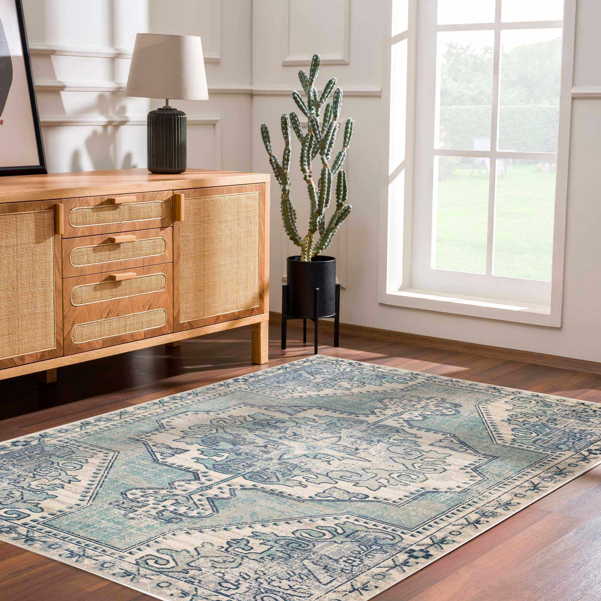 Kenmare Blue Medallion Rug - Clearance - Image 4