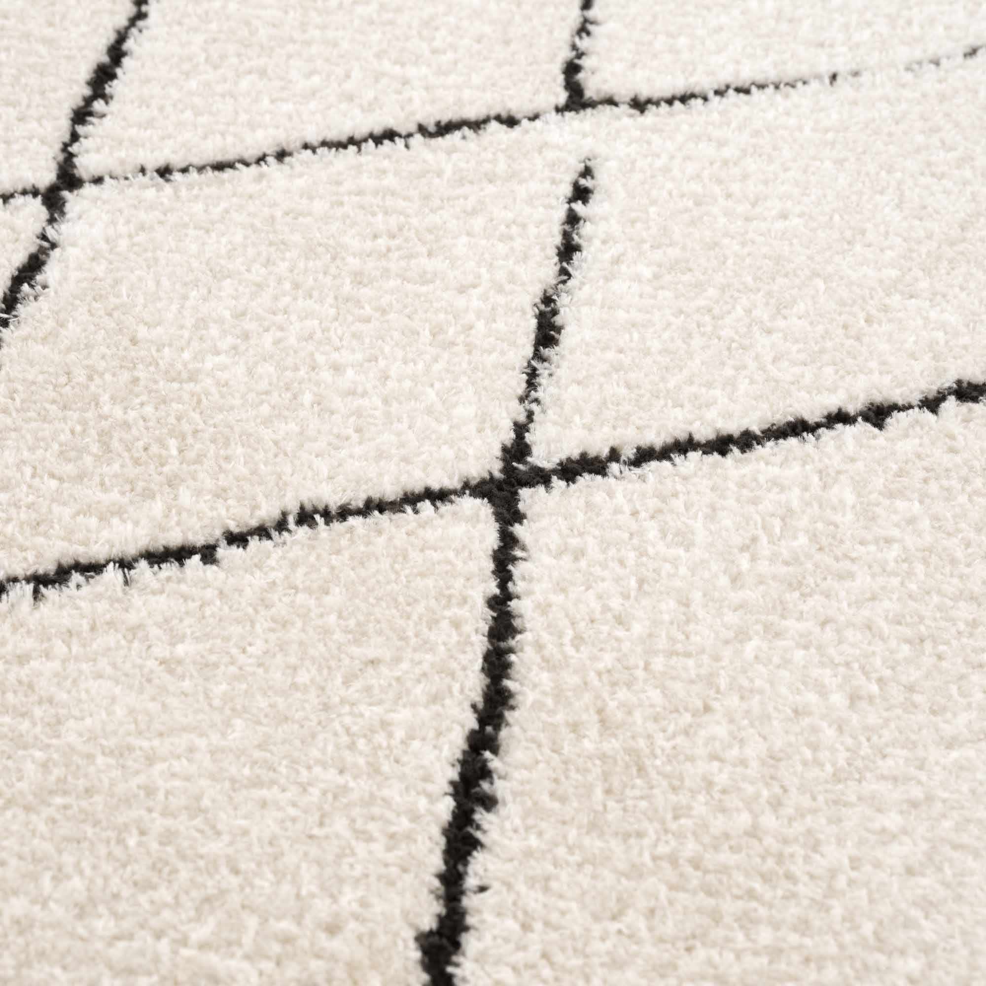Keone Black & White Thick Rug - Image 15