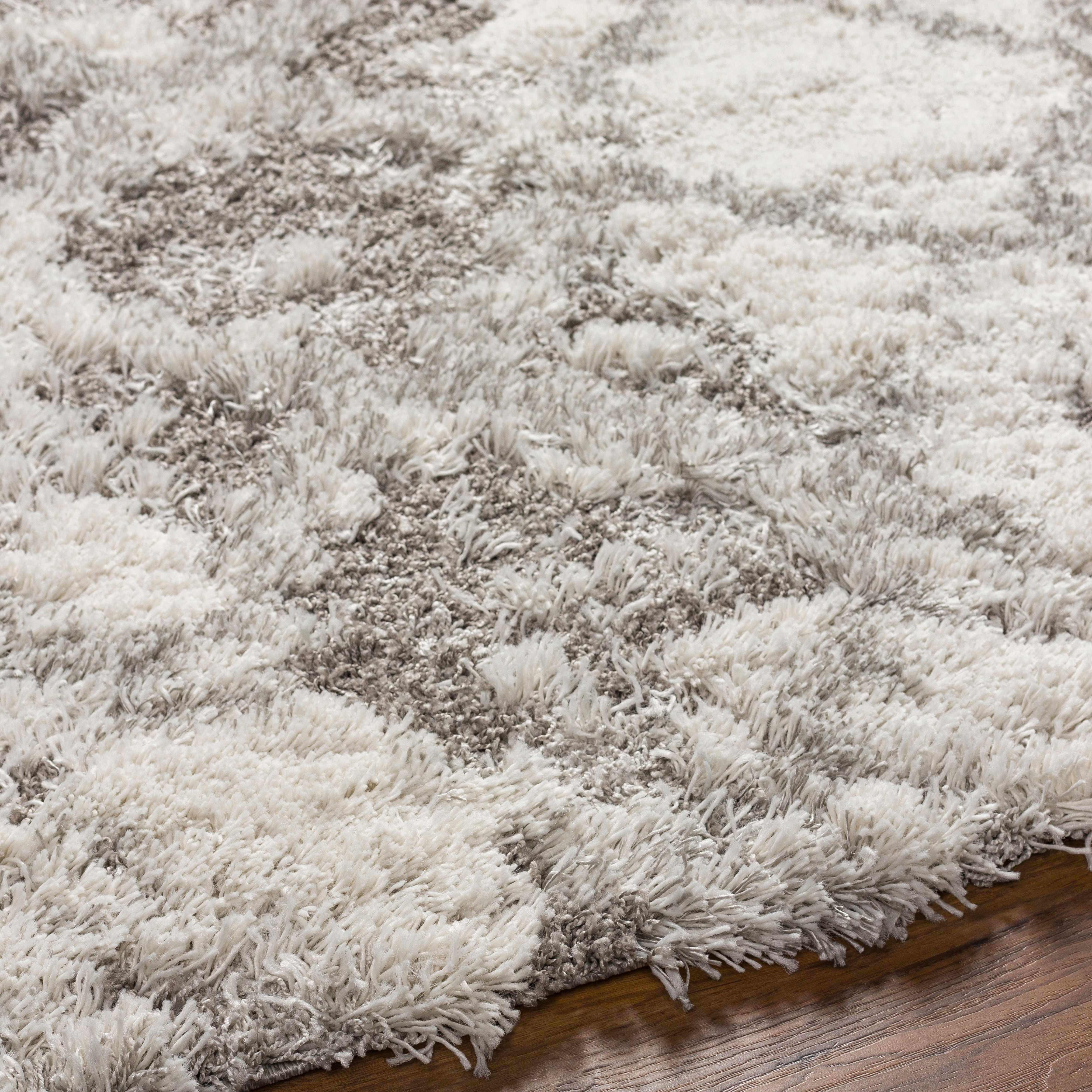 Kilgetty Gray Cloudy Shag Rug - Image 8