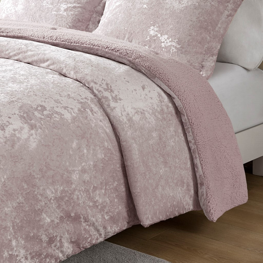 King/Cal King Crushed Velvet Sherpa Reversible Comforter Set - Image 3