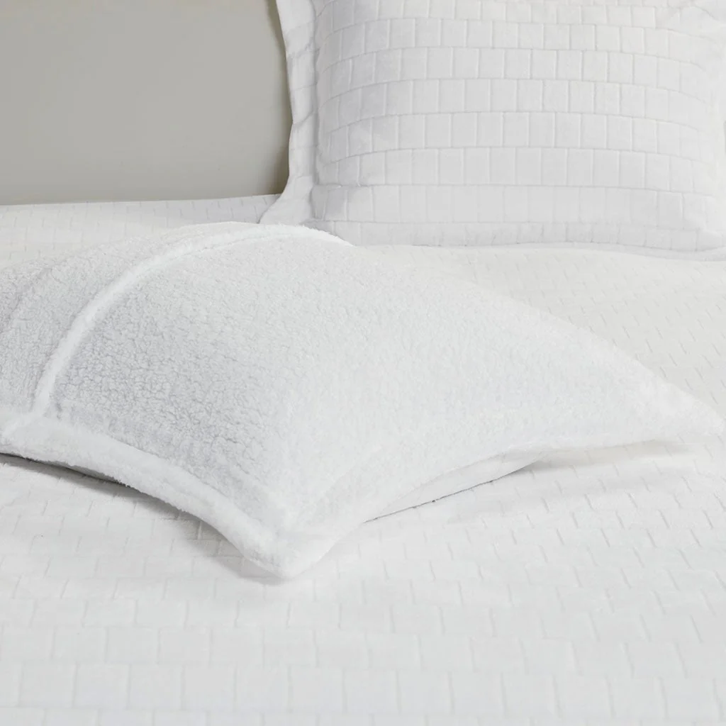 King/Cal King Plush to Sherpa Comforter Set - Image 3
