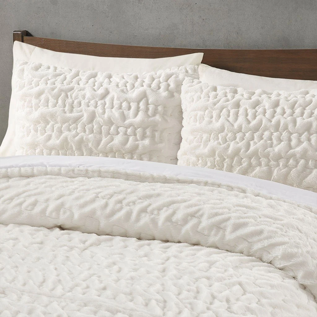 King/Cal King Ruched Fur Down Alternative Comforter Set - Image 8
