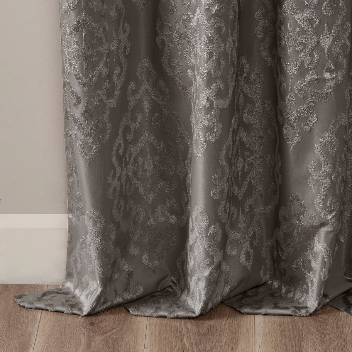 Knitted Jacquard Damask Total Blackout Grommet Curtain Panel - Image 7