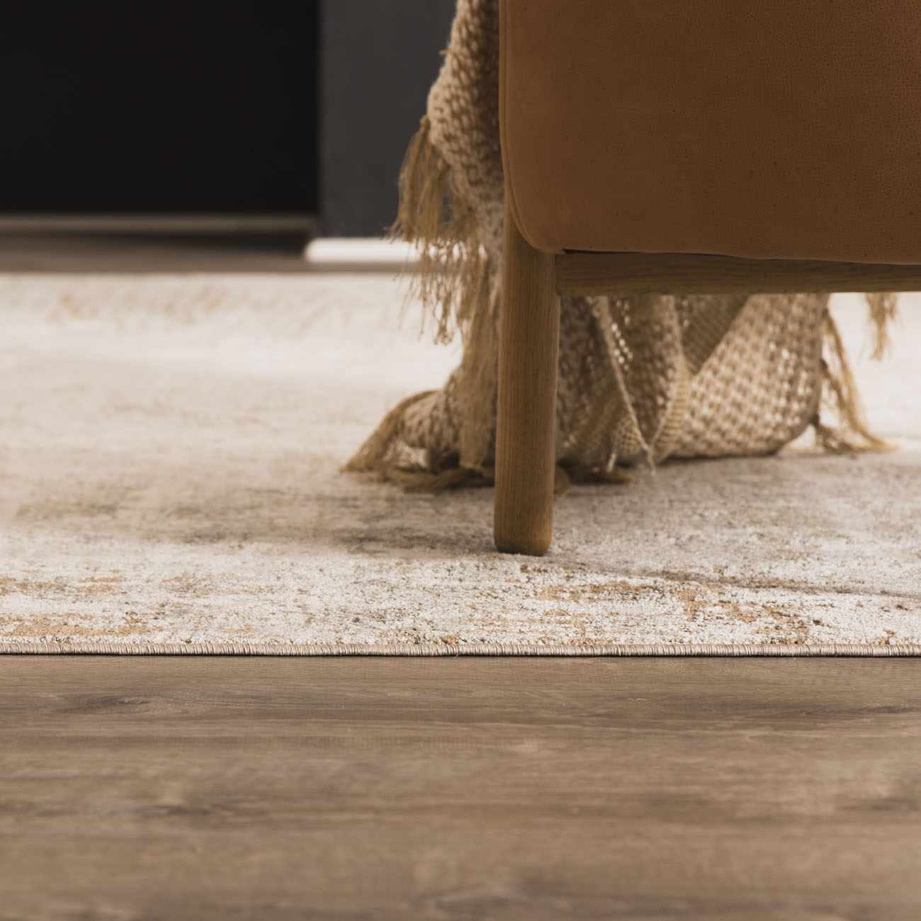 Kress Abstract Rug - Image 15