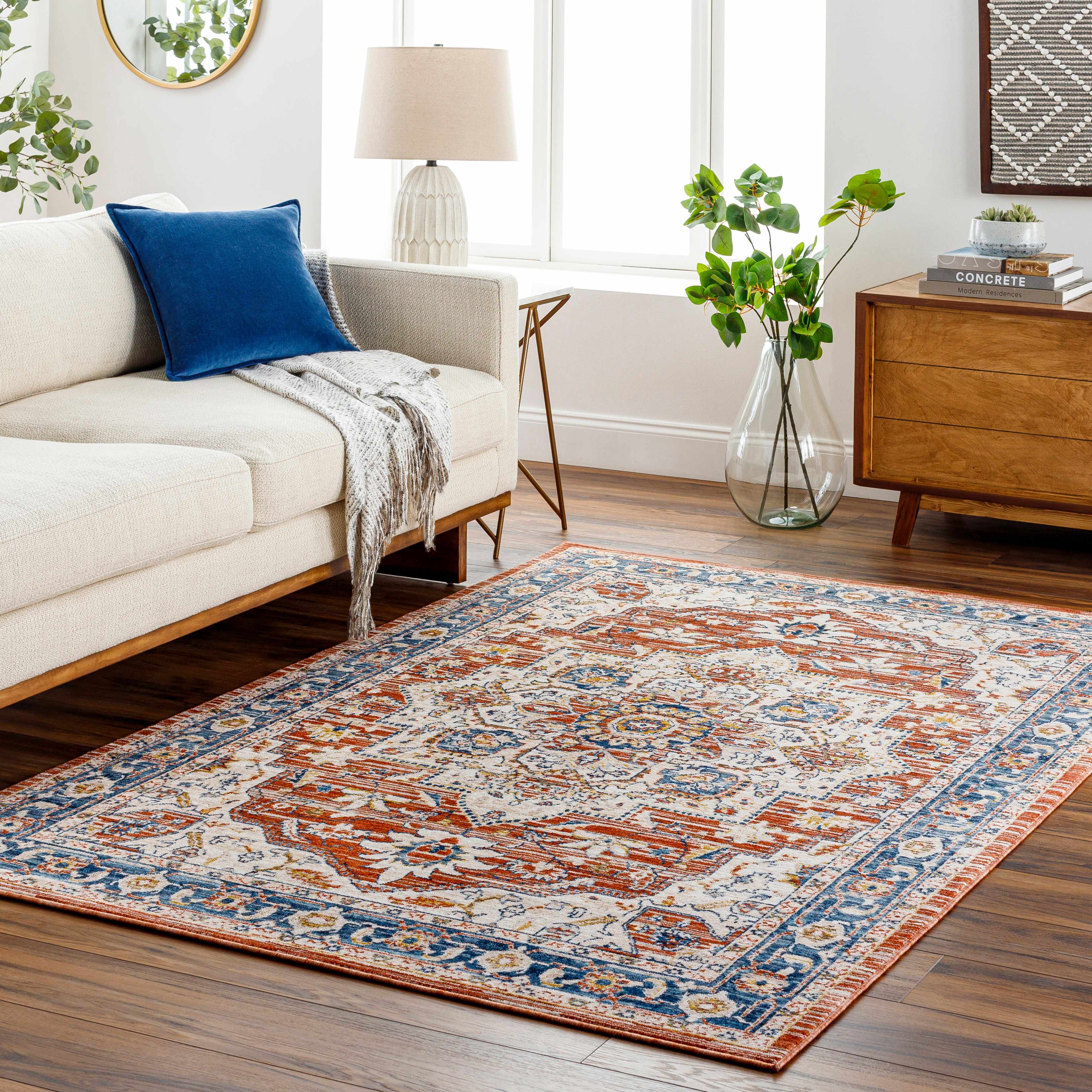 Kuro Traditional Style Rug - Clearance - Image 2