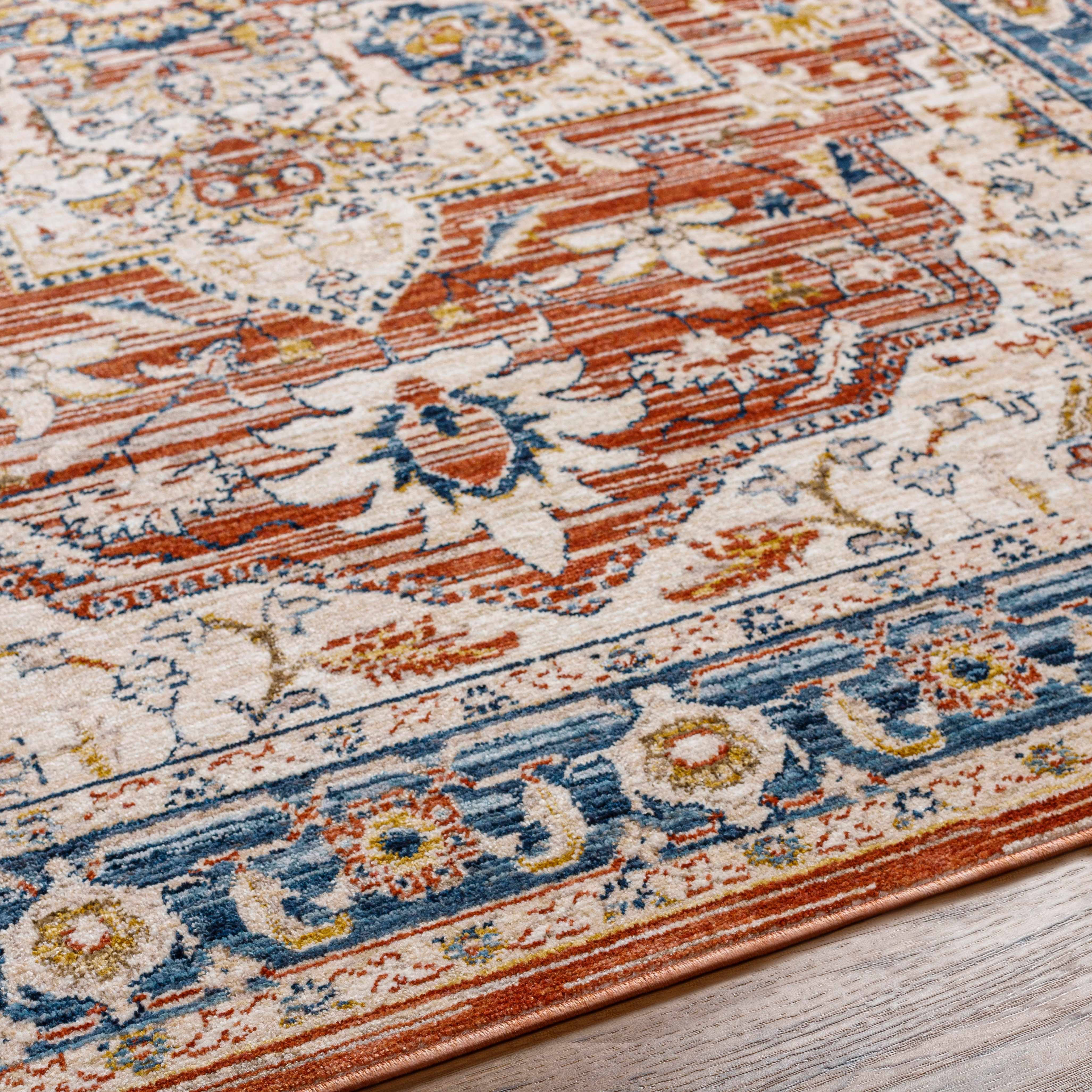 Kuro Traditional Style Rug - Clearance - Image 8