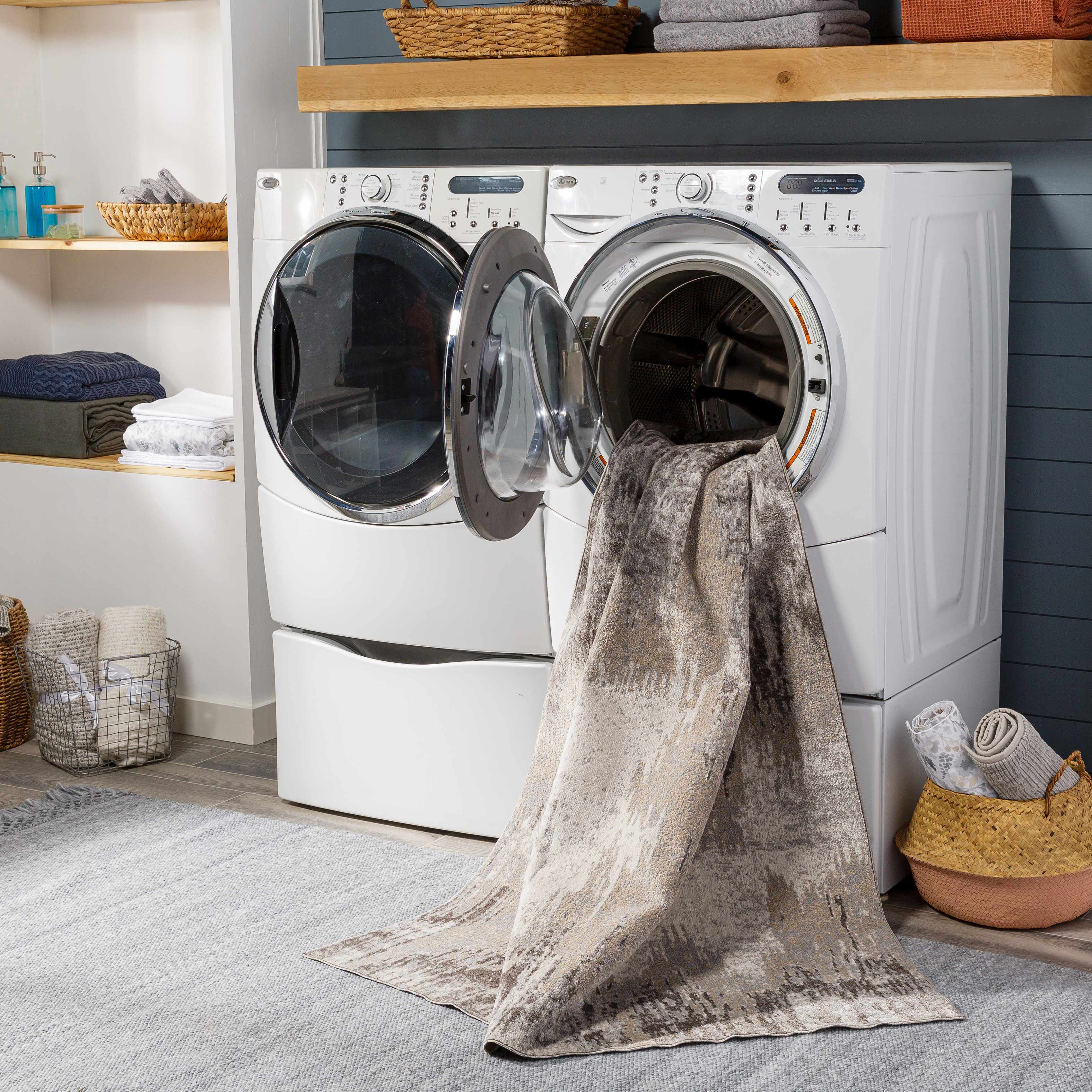 Kuyucak Washable Area Rug - Promo - Image 4