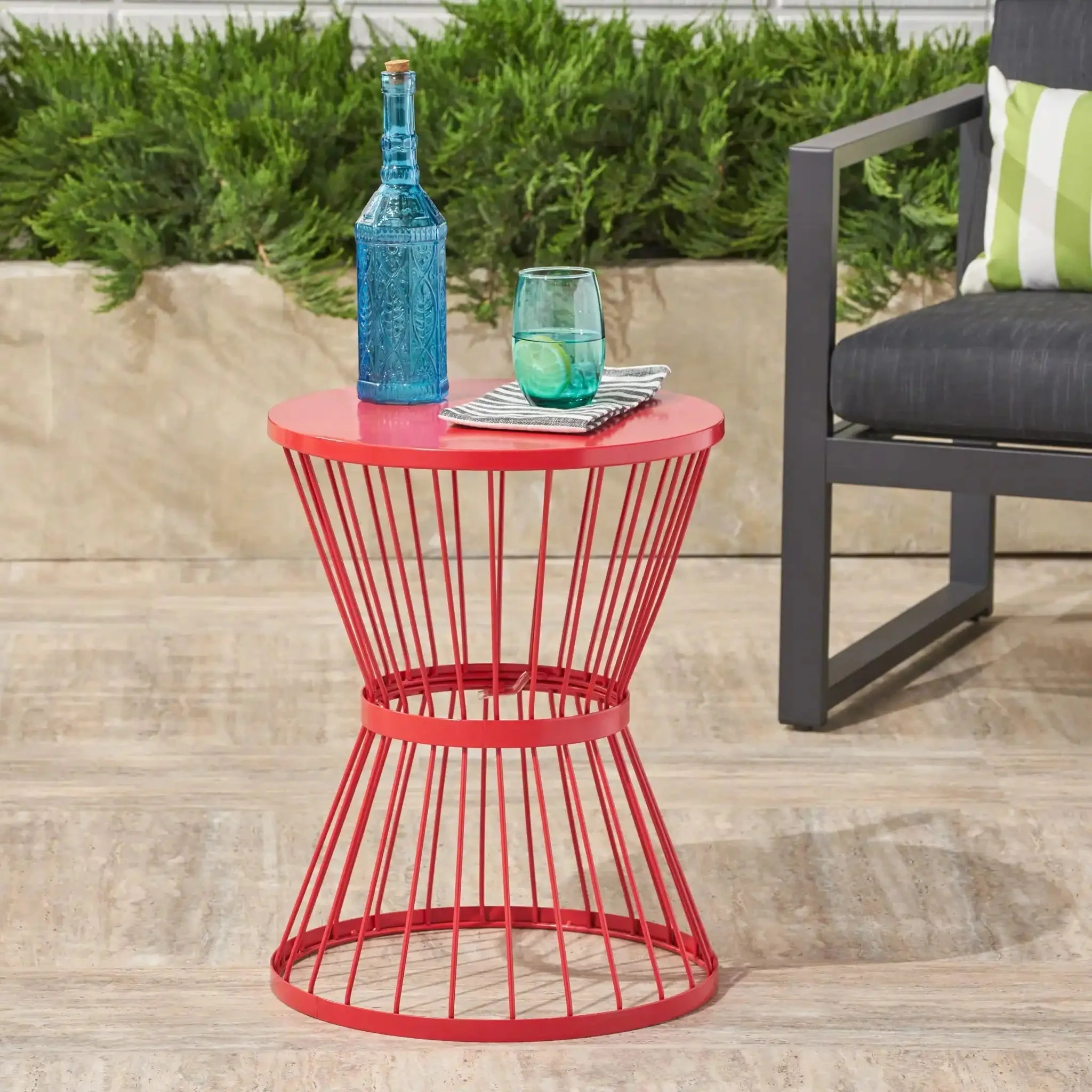 Lassen - Modern Outdoor Side Table with Hourglass Design - Image 7