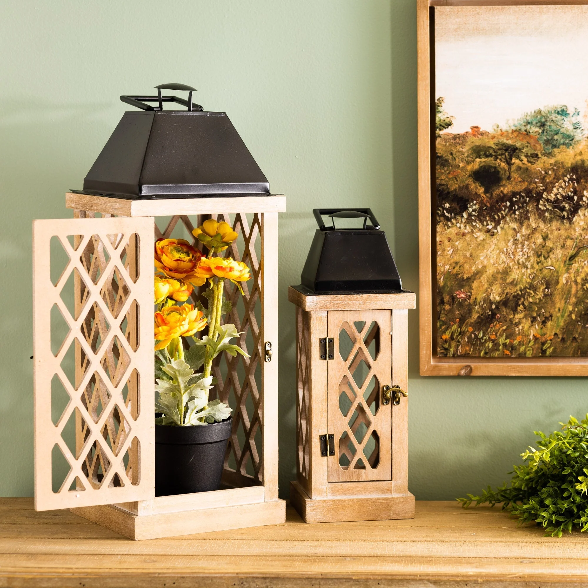 Lattice wood lantern with metal lid (set of 2) - Image 2