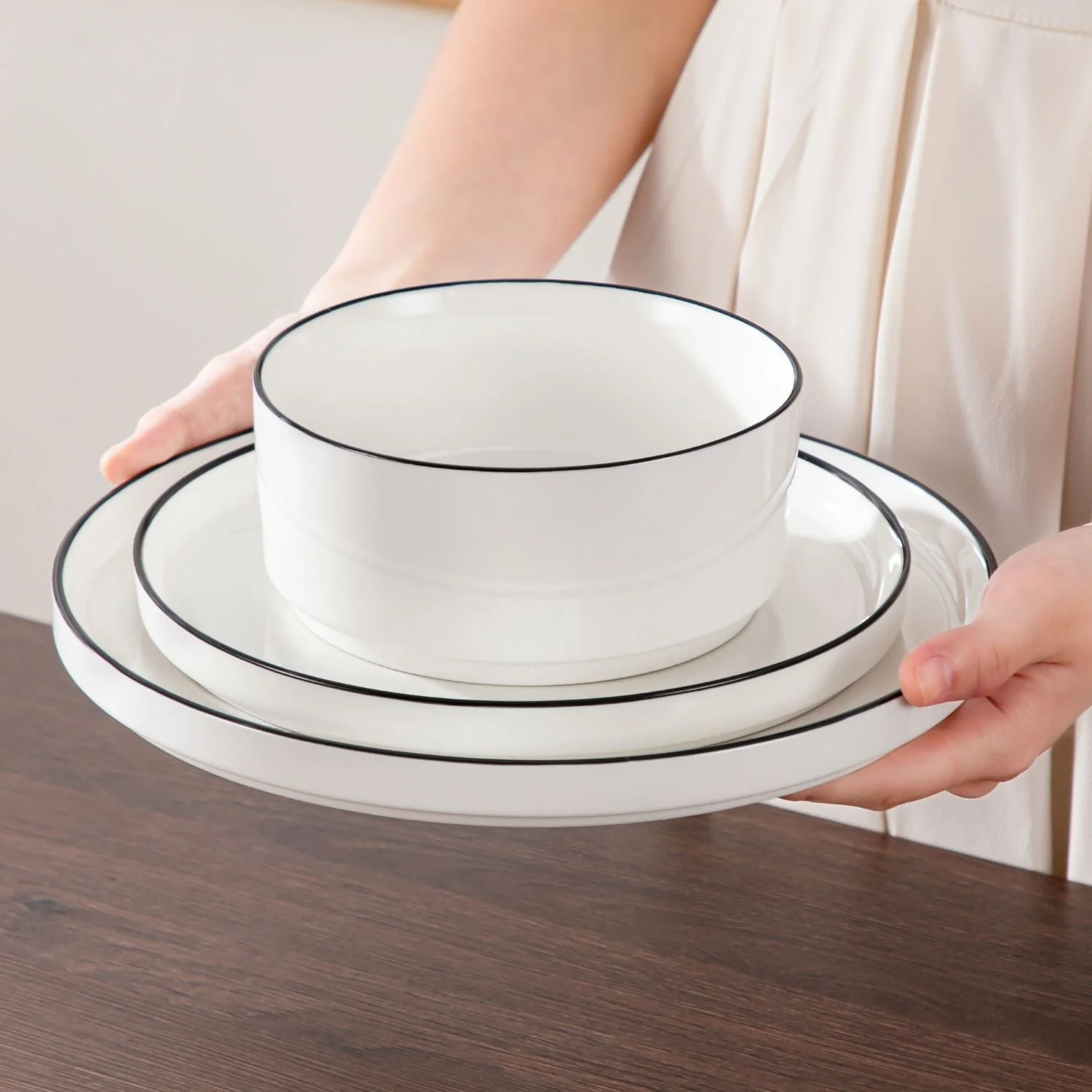 Leah 12 Piece Dinnerware Set for 4 - Image 21