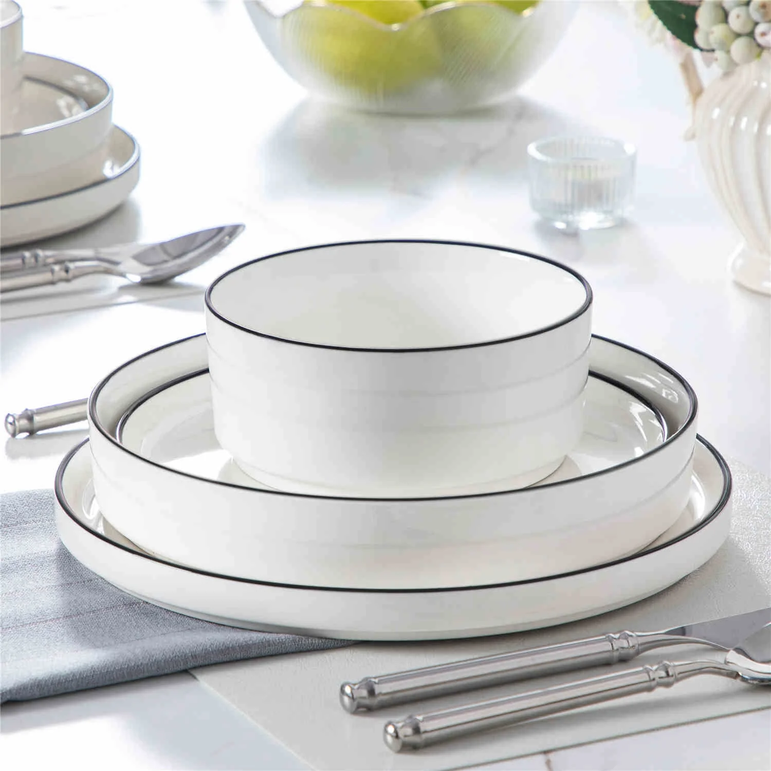 Leah 24 Piece Dinnerware Set - Image 11