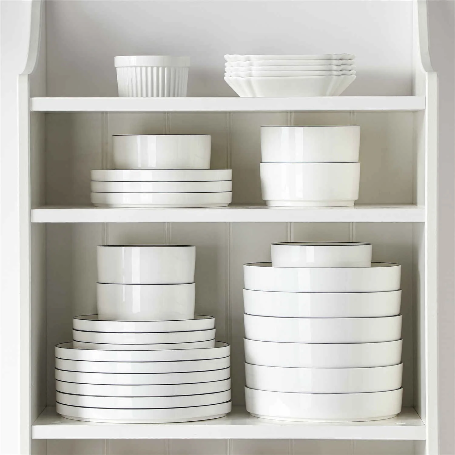 Leah 24 Piece Dinnerware Set - Image 15