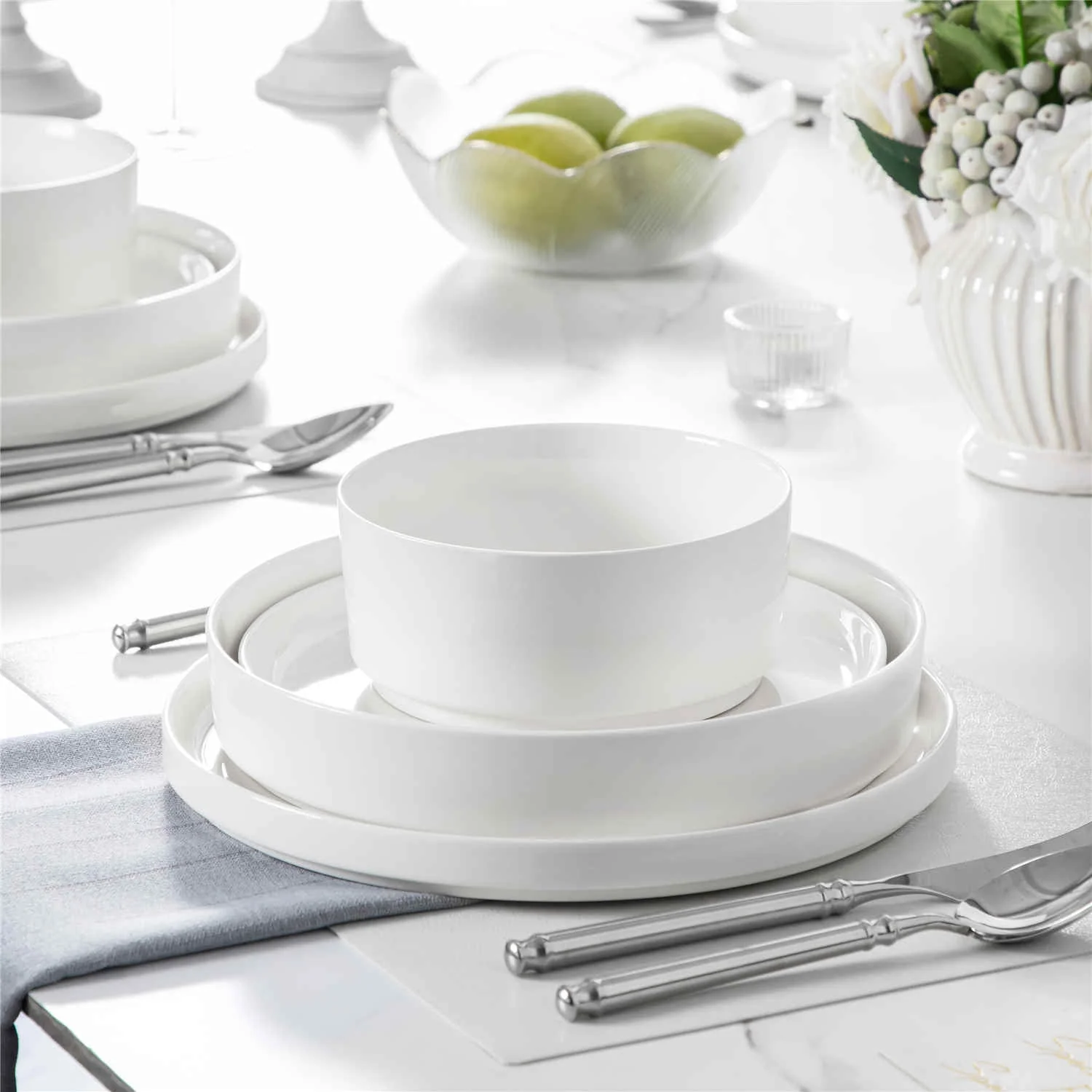 Leah 24 Piece Dinnerware Set - Image 2
