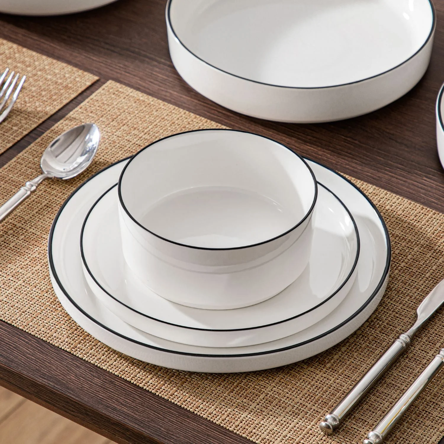 Leah 24 Piece Dinnerware Set for 6 - Image 12
