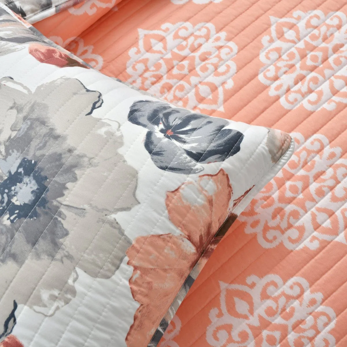 Leah Quilt 3 Piece Set - Image 21