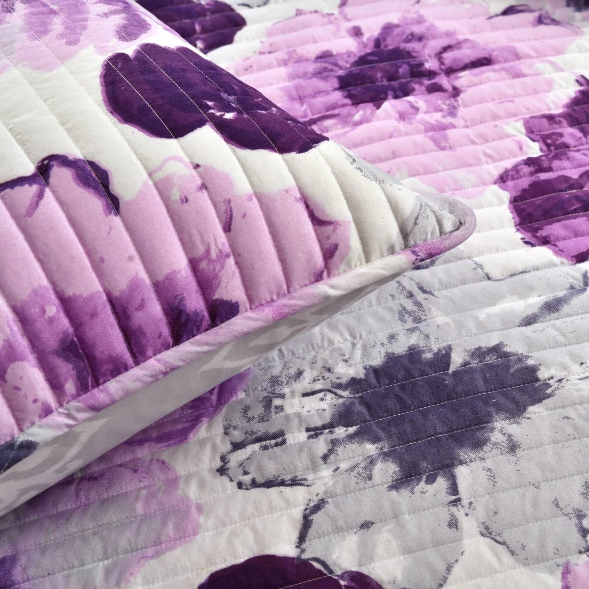 Leah Quilt 3 Piece Set - Image 23
