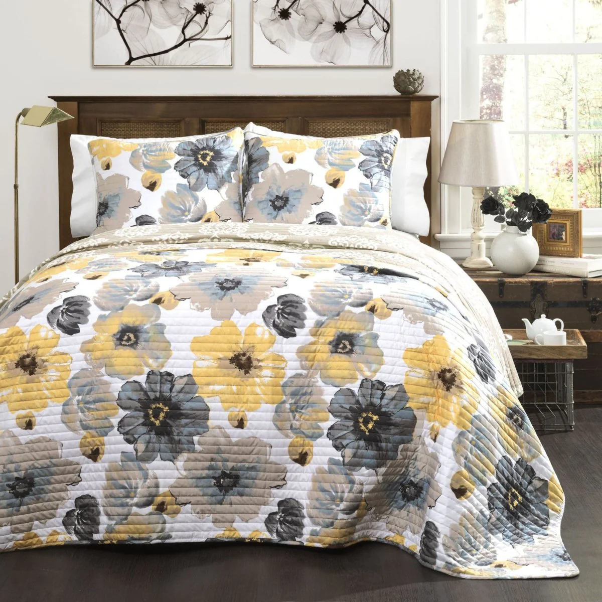 Leah Quilt 3 Piece Set - Image 5