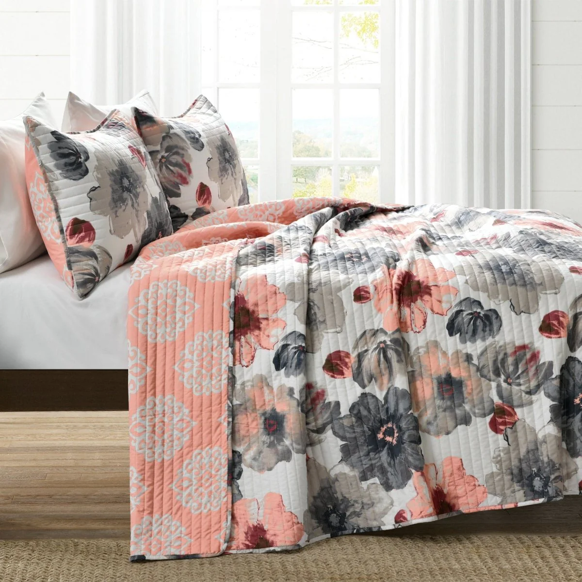 Leah Quilt 3 Piece Set - Image 7