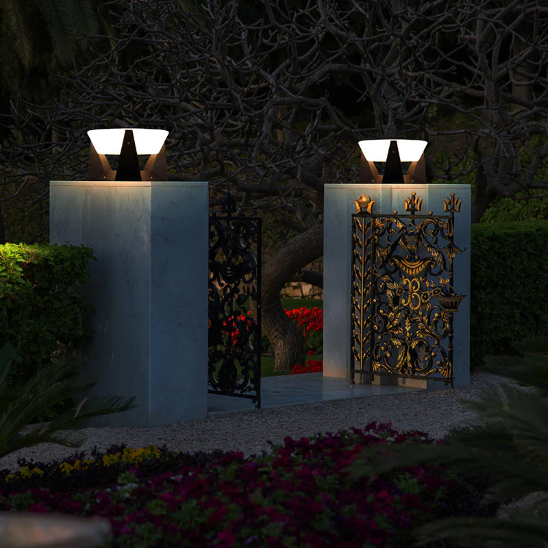LED Outdoor Post Light for Entrance Pathway Garden - Image 2