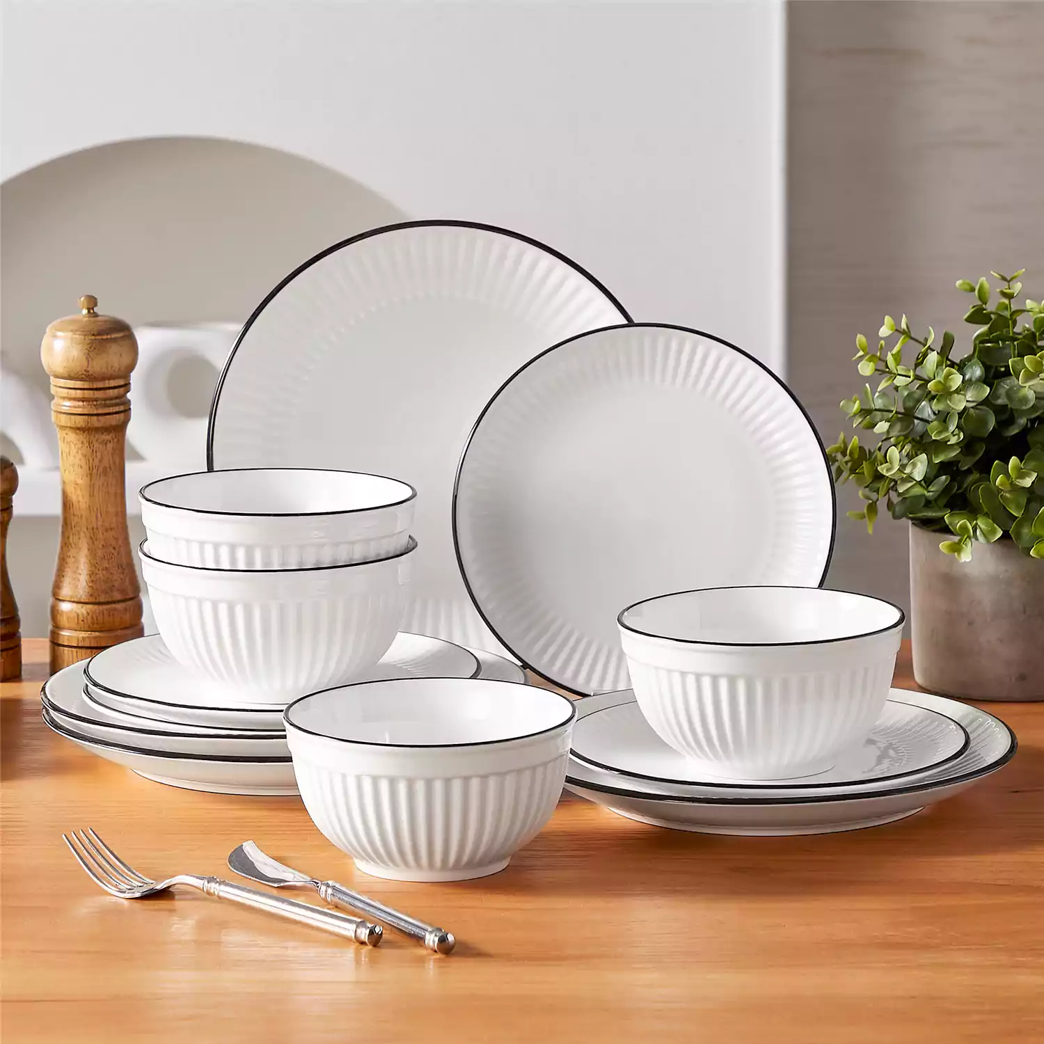 Leila 12 Piece Dinnerware Set - Image 18