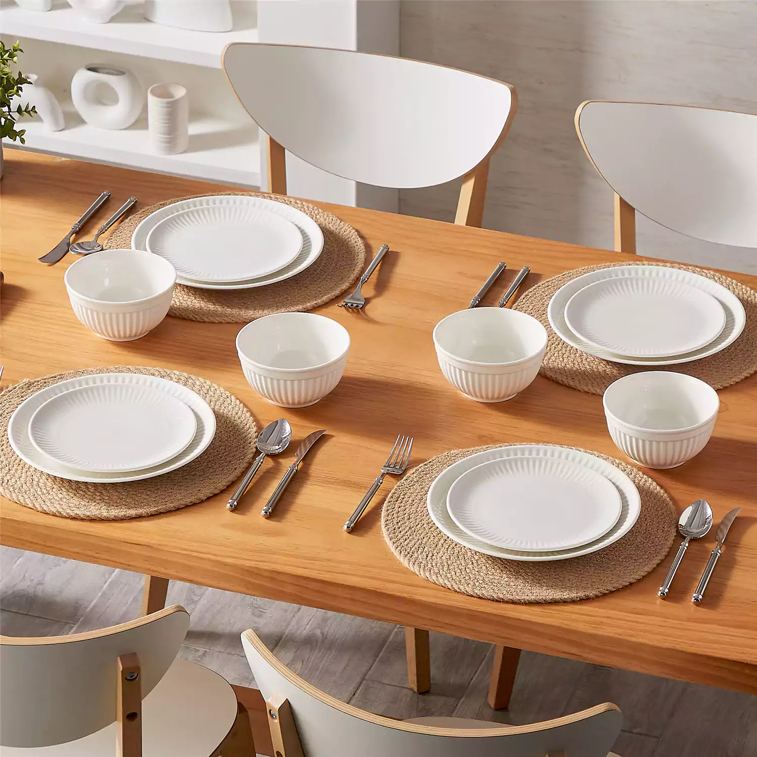 Leila 12 Piece Dinnerware Set - Image 5